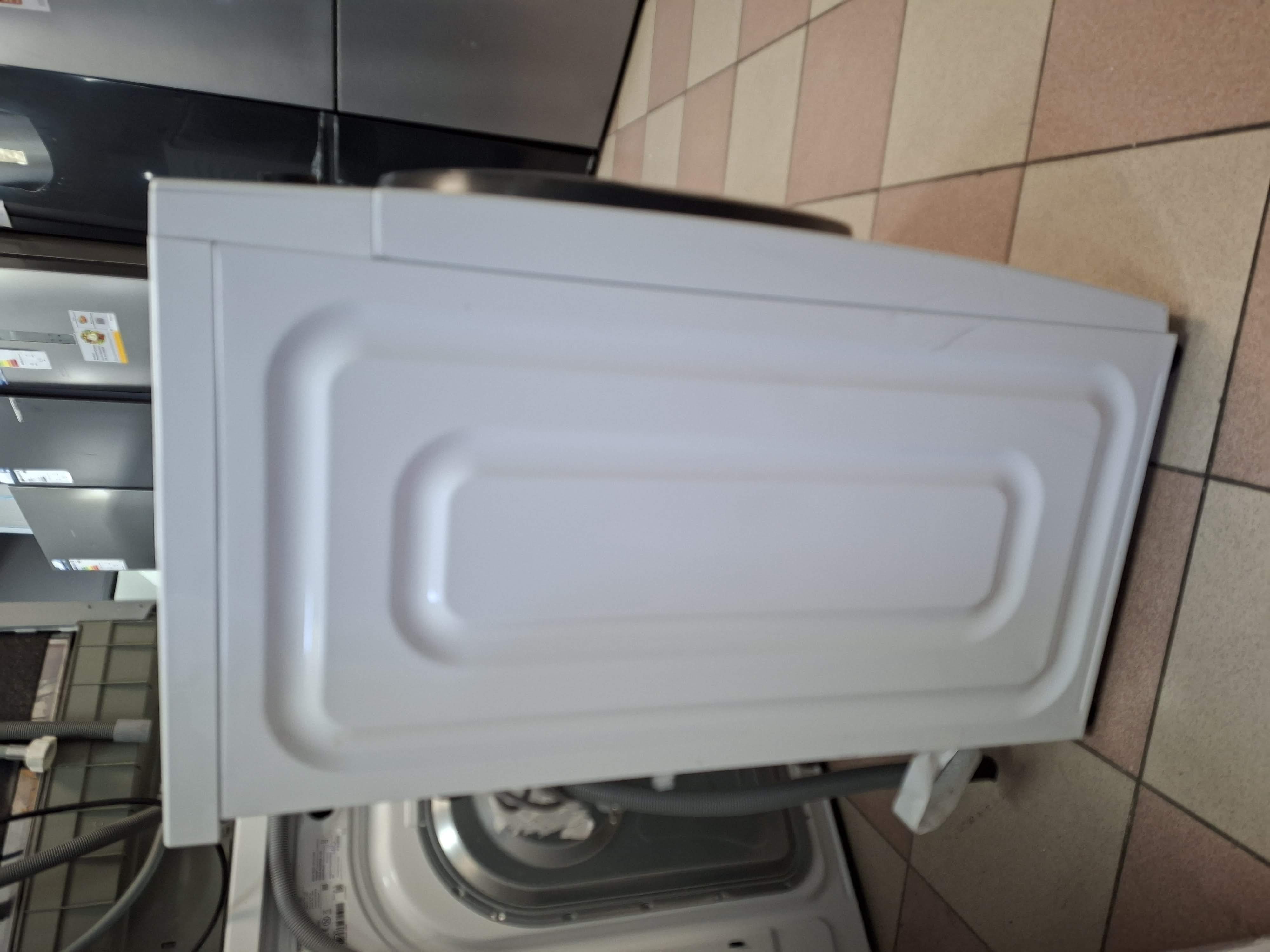 Mašina za pranje i sušenje Samsung WD90DG5G34BE , 9+5 kg