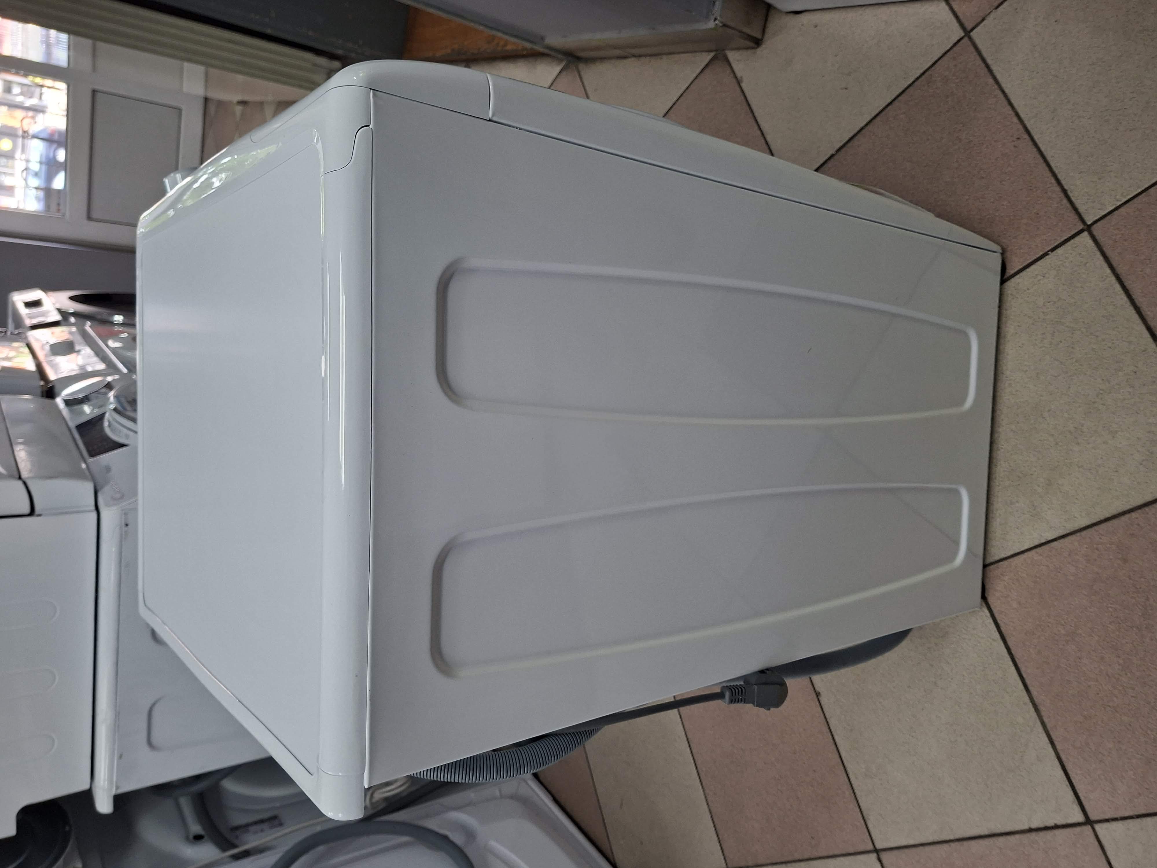Mašina za pranje i sušenje veša Candy CSWS 4852DE/1-11, 8+5 Kg.