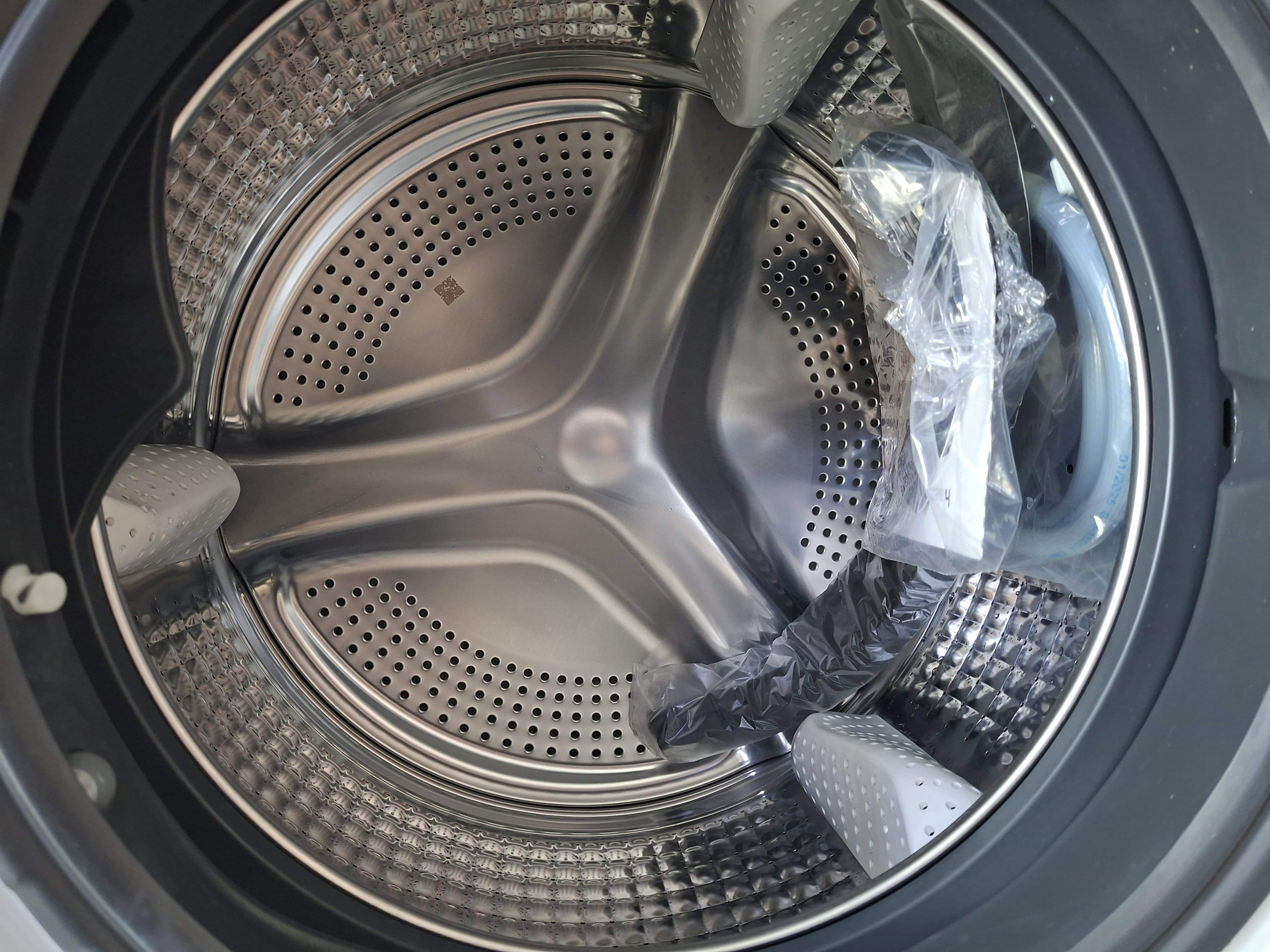 Mašina za pranje i sušenje veša Haier HWD90-B14959U1, 9+6 kg