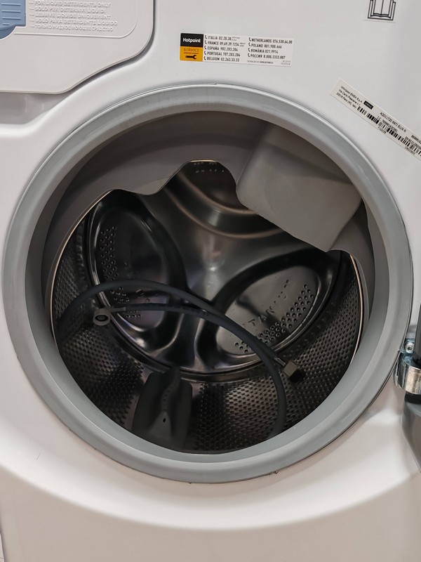 Mašina za pranje i sušenje veša Hotpoint Ariston  AQD1172D 697J EU/A N, 11+7 Kg