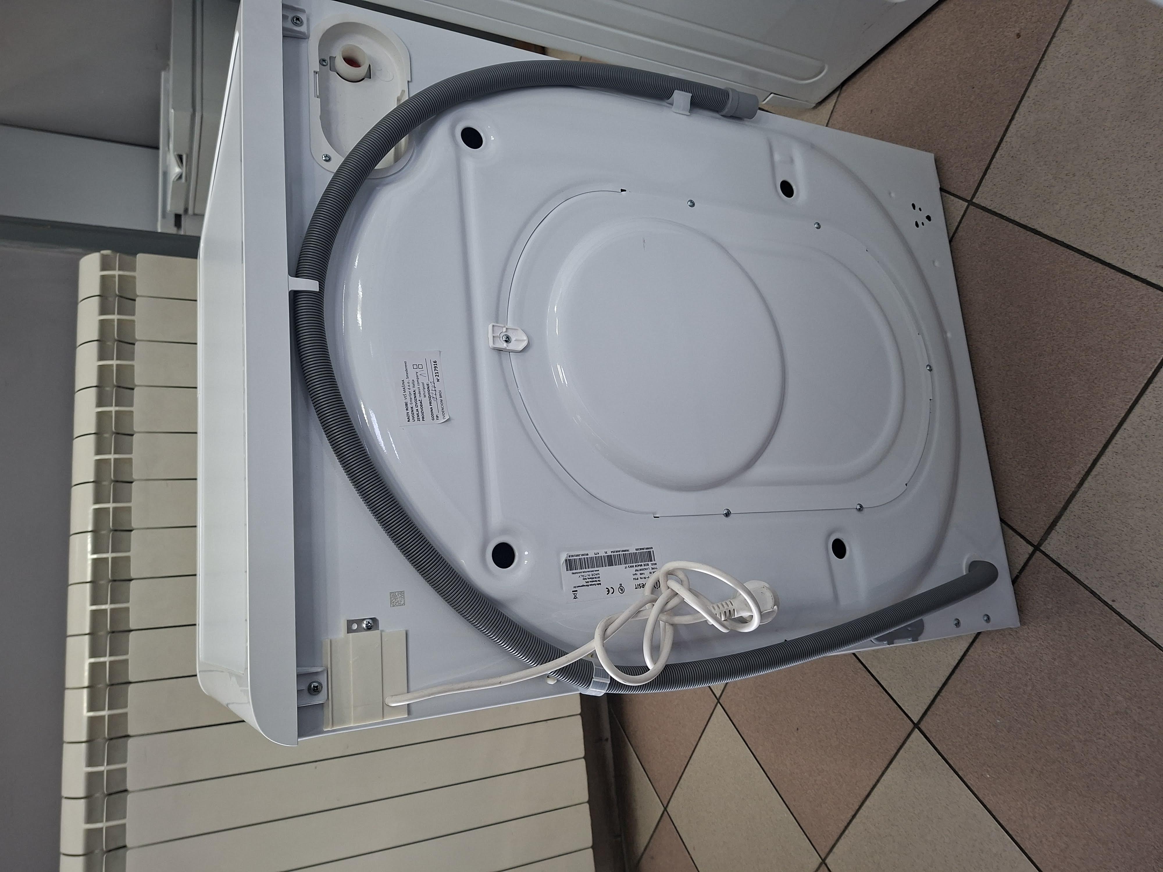 Masina za pranje i susenje vesa Indesit BDE 96436 WKV , 9+6 kg.