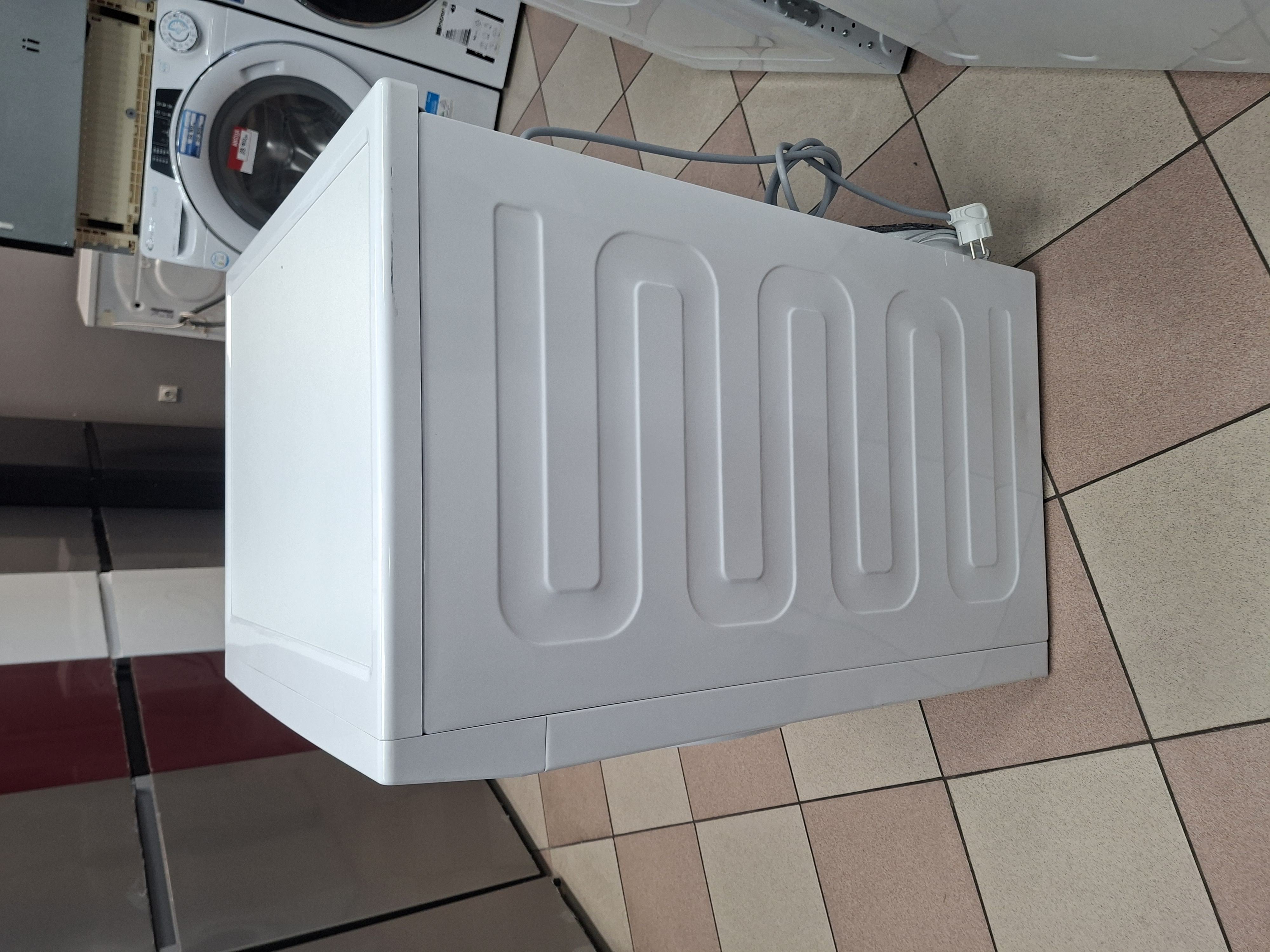 Mašina za sušenje veša Beko DC 7130 N , 7 kg.