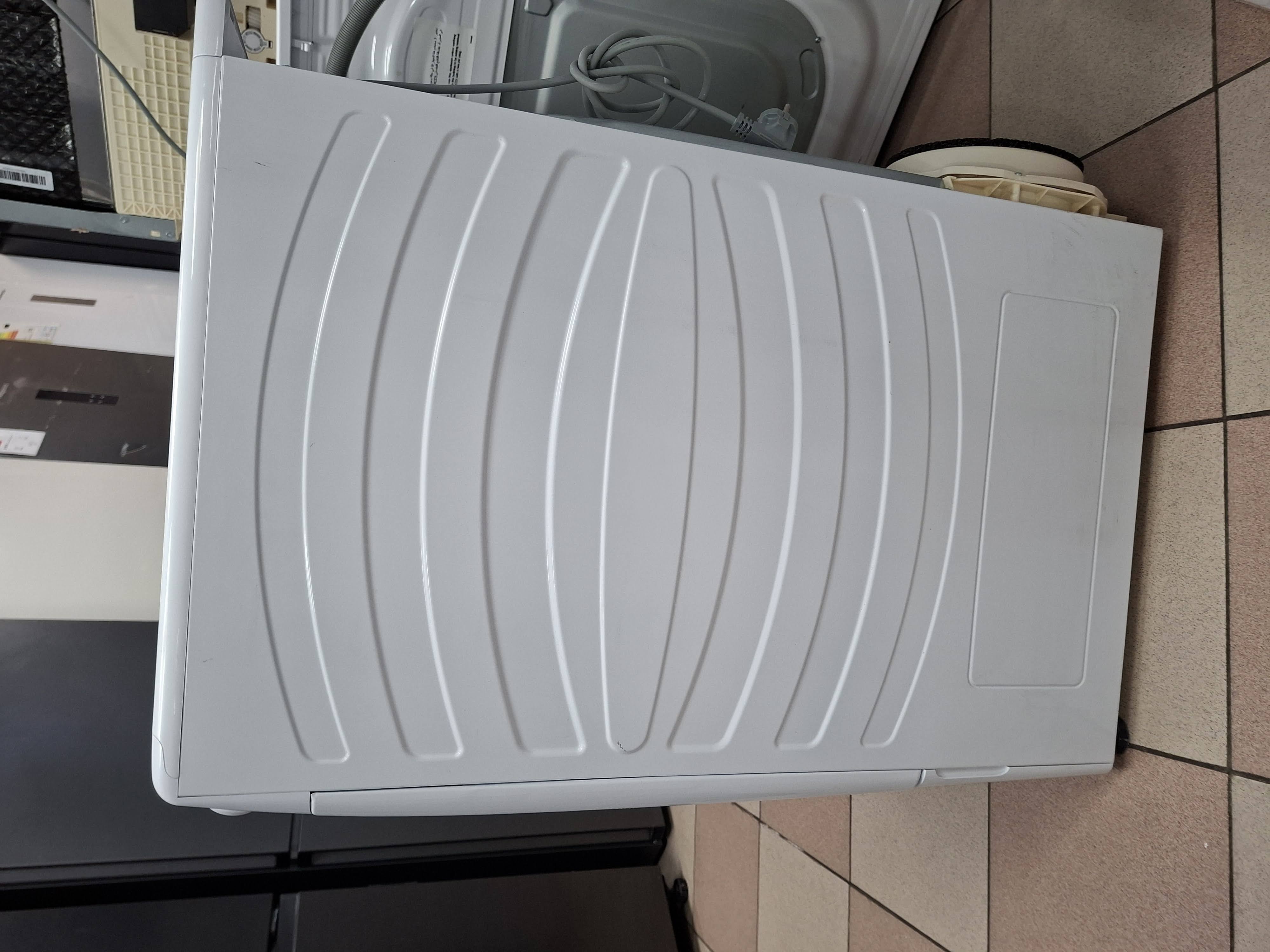 Mašina za sušenje veša Candy CROE H9A2TBE-S , 9 kg.