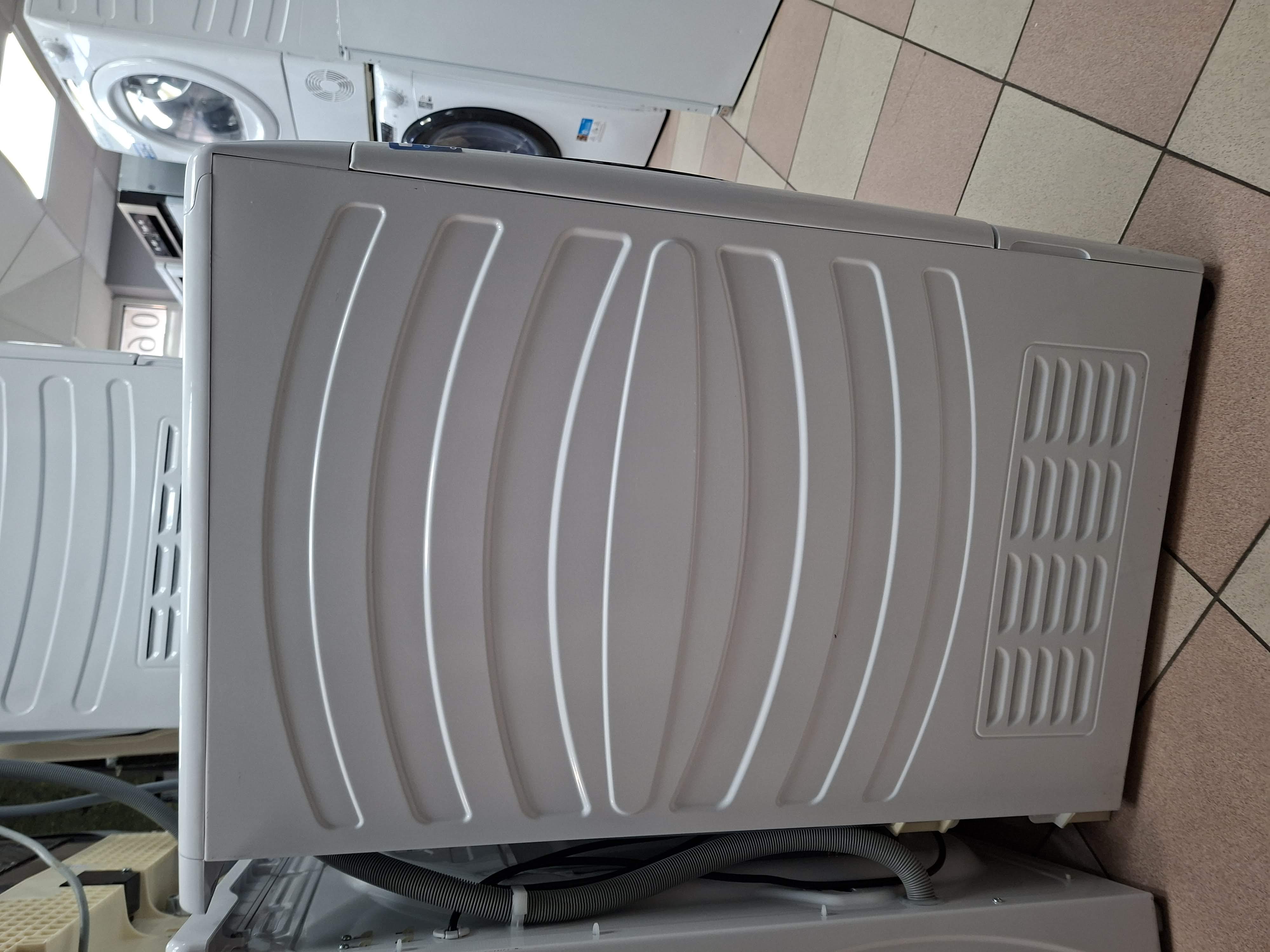 Mašina za sušenje veša Candy CROE H9A2TBE-S , 9 kg.