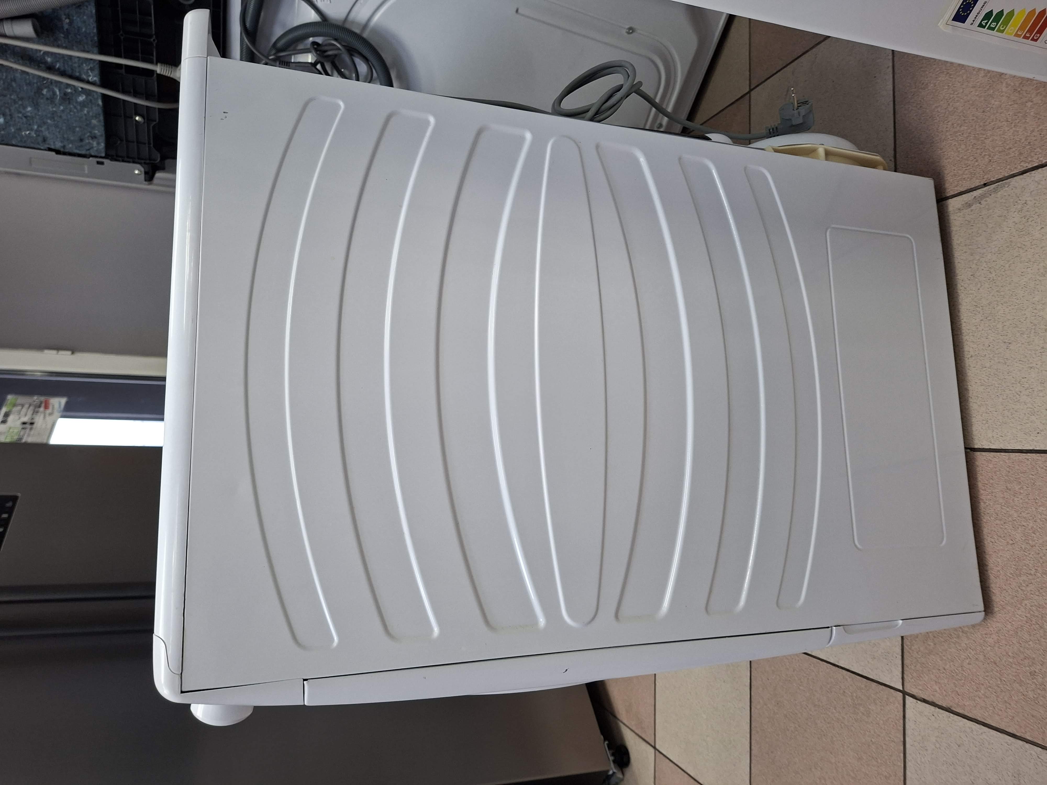 Mašina za sušenje veša Candy CSOE C9DG-S , 9 kg