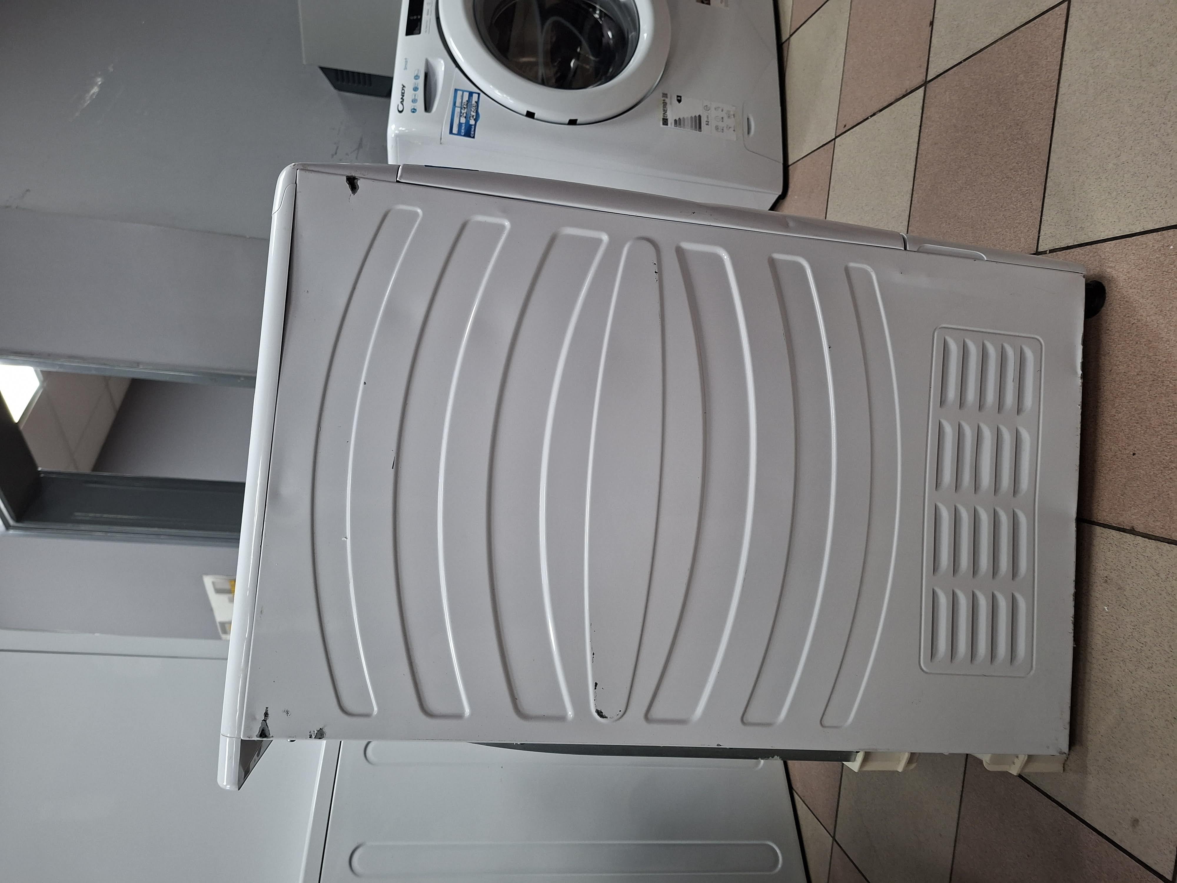 Mašina za sušenje veša Candy CSOE H8A2DE-S , 8kg