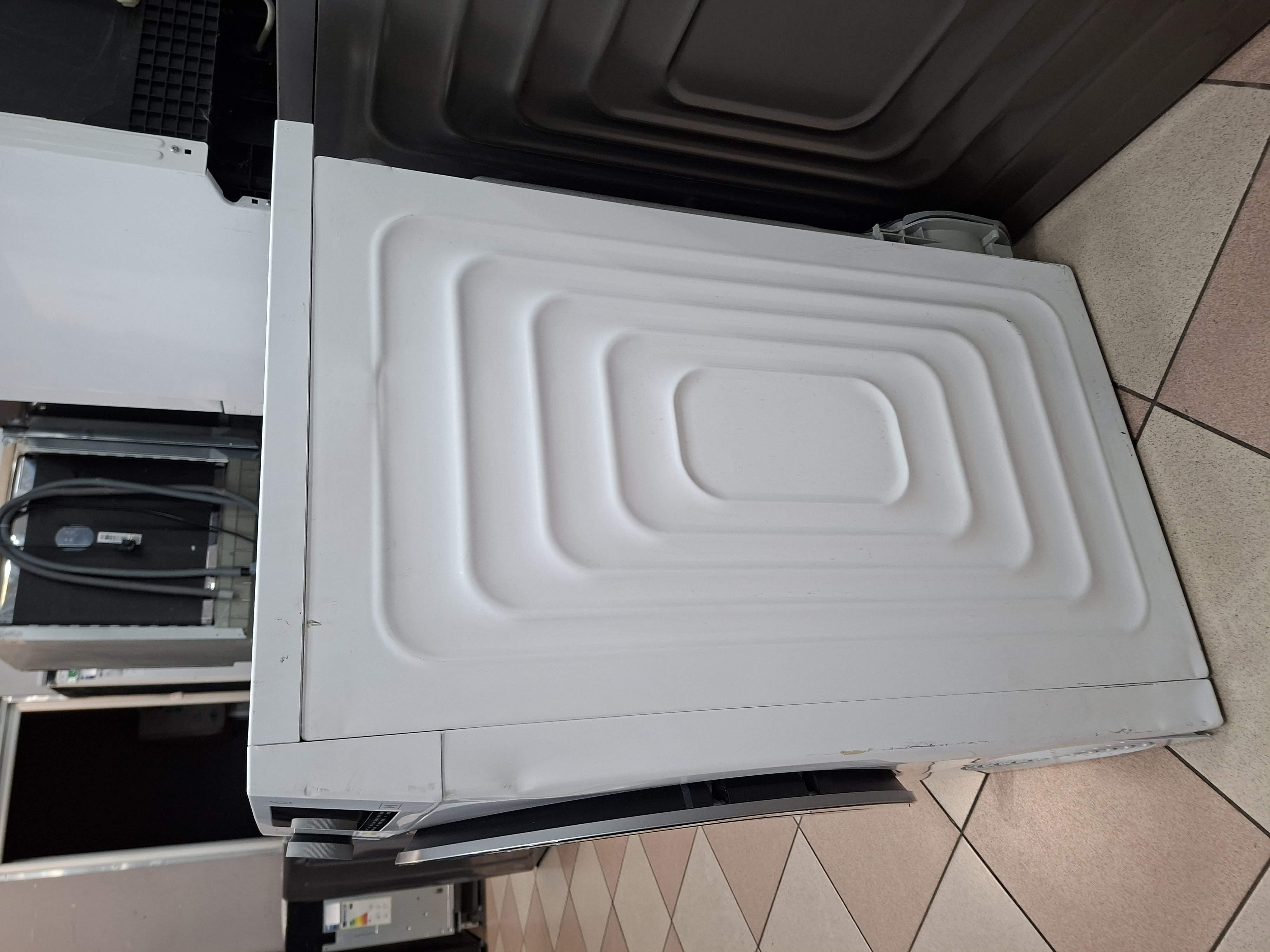 Mašina za sušenje veša Whirlpool C WD 93M WBS IT , 9kg