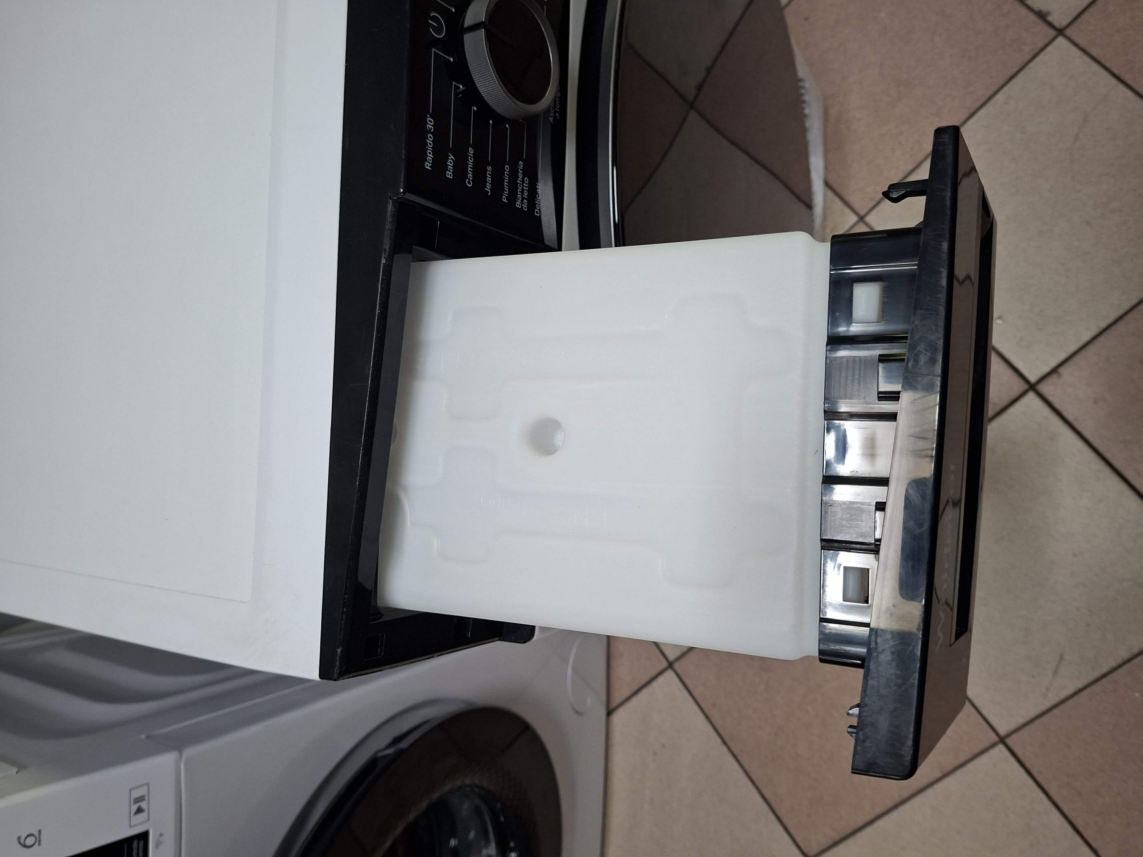 Mašina za sušenje veša Whirlpool C WSD 83M WBS IT , 8 kg