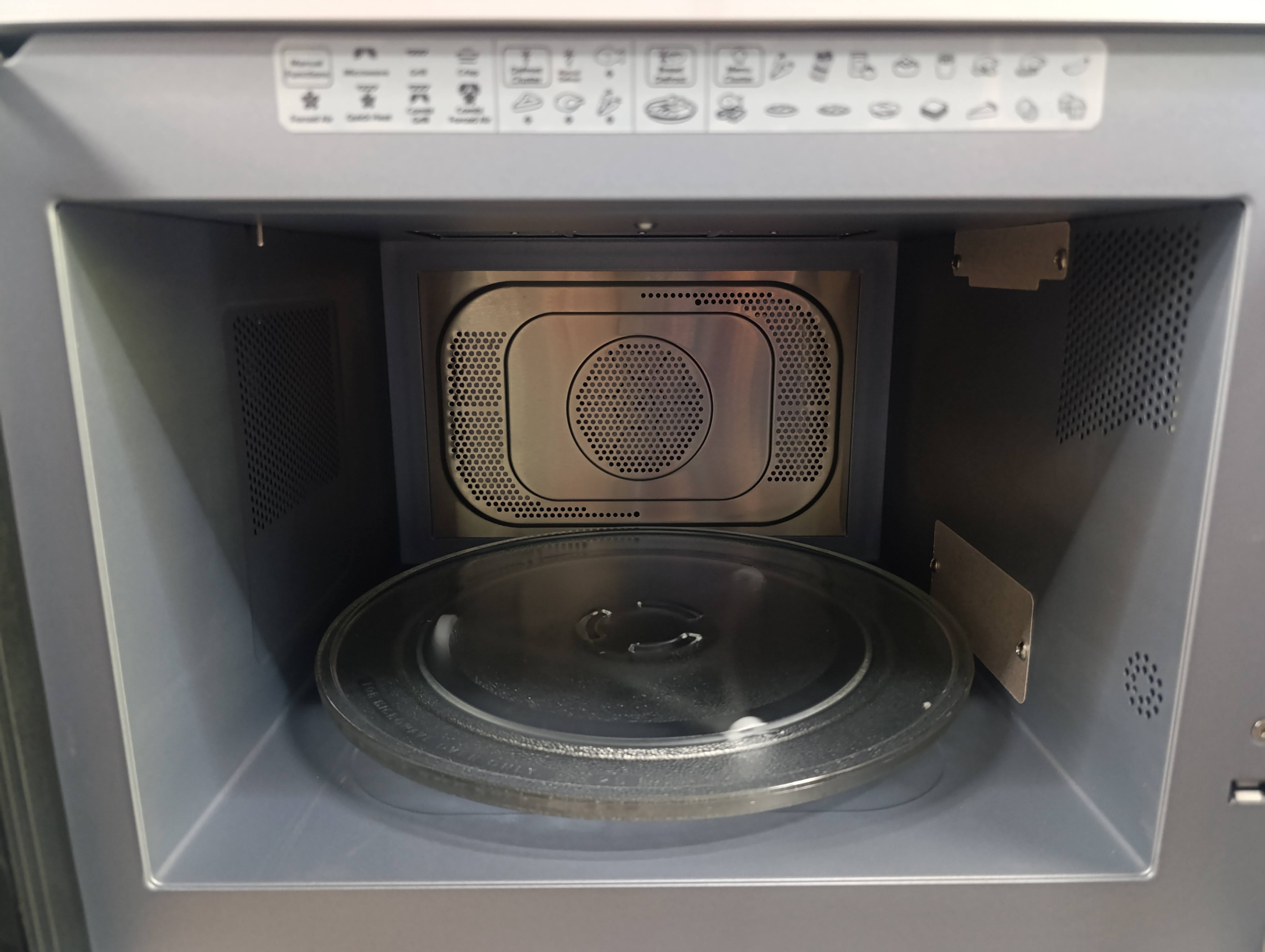 Mikrotalasna Whirlpool CB15/SL CucinaBarilla,29 L