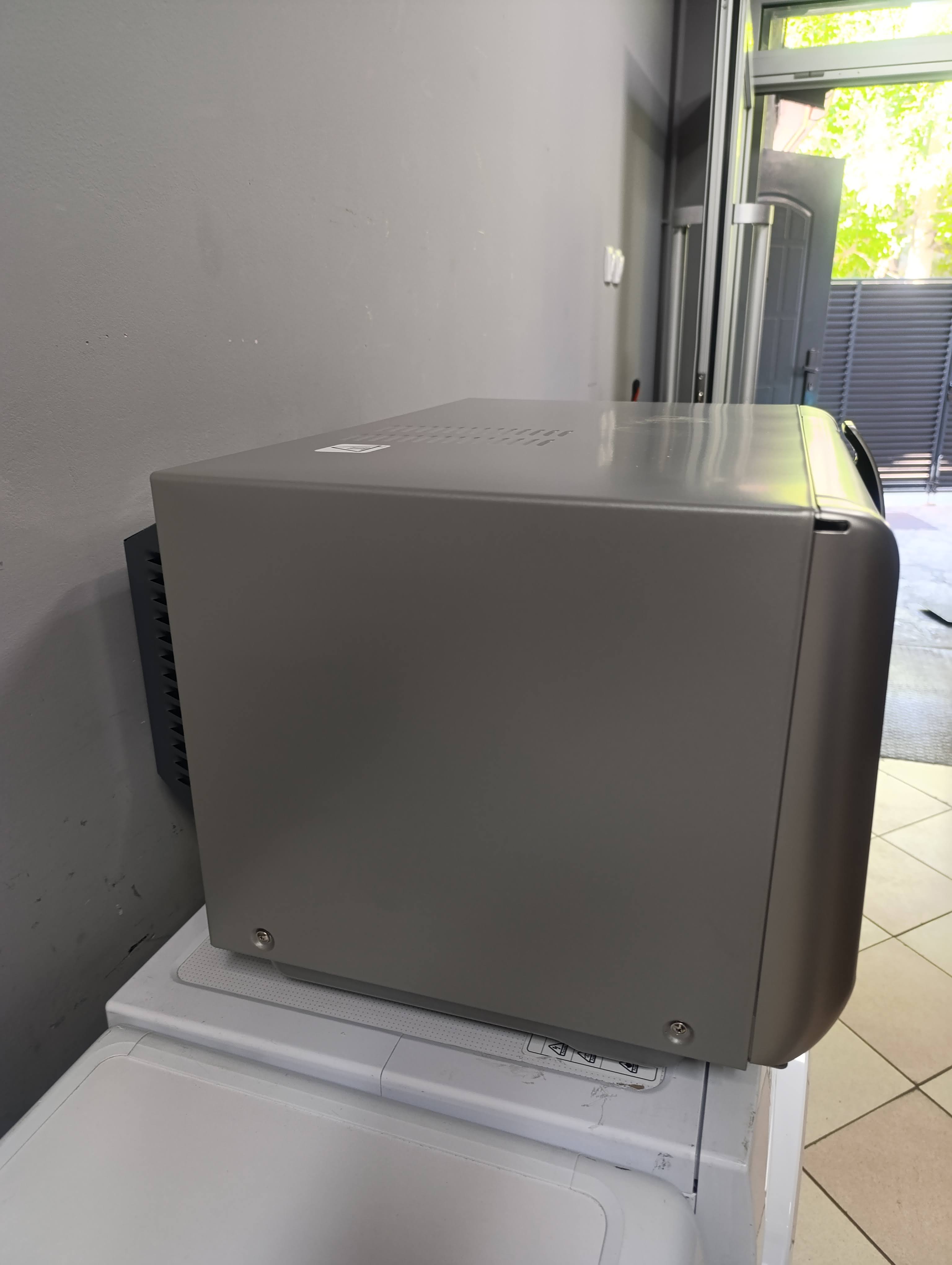 Mikrotalasna Whirlpool CB15/SL CucinaBarilla,29 L