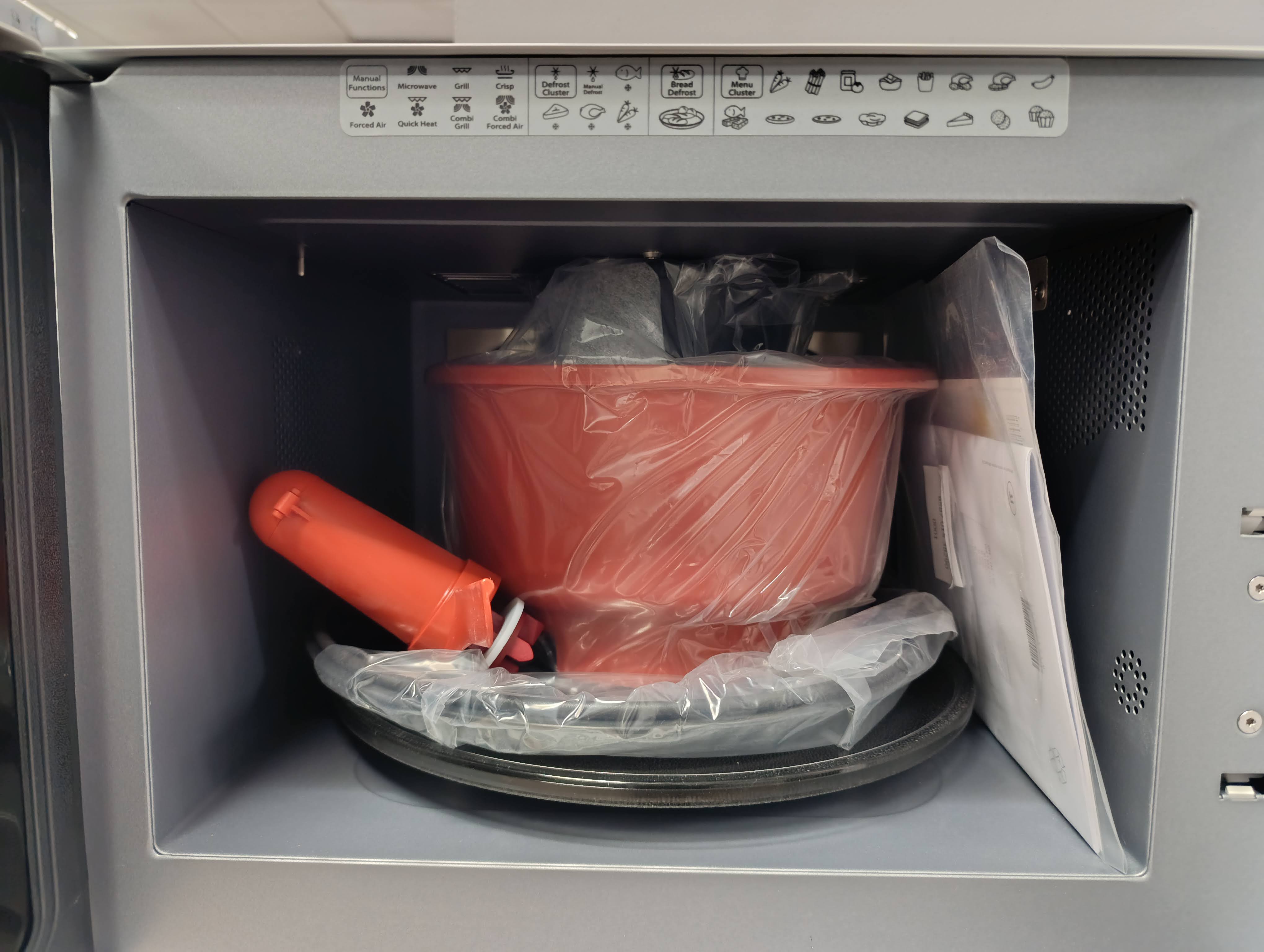 Mikrotalasna Whirlpool CB15/WH CucinaBarilla,29 L