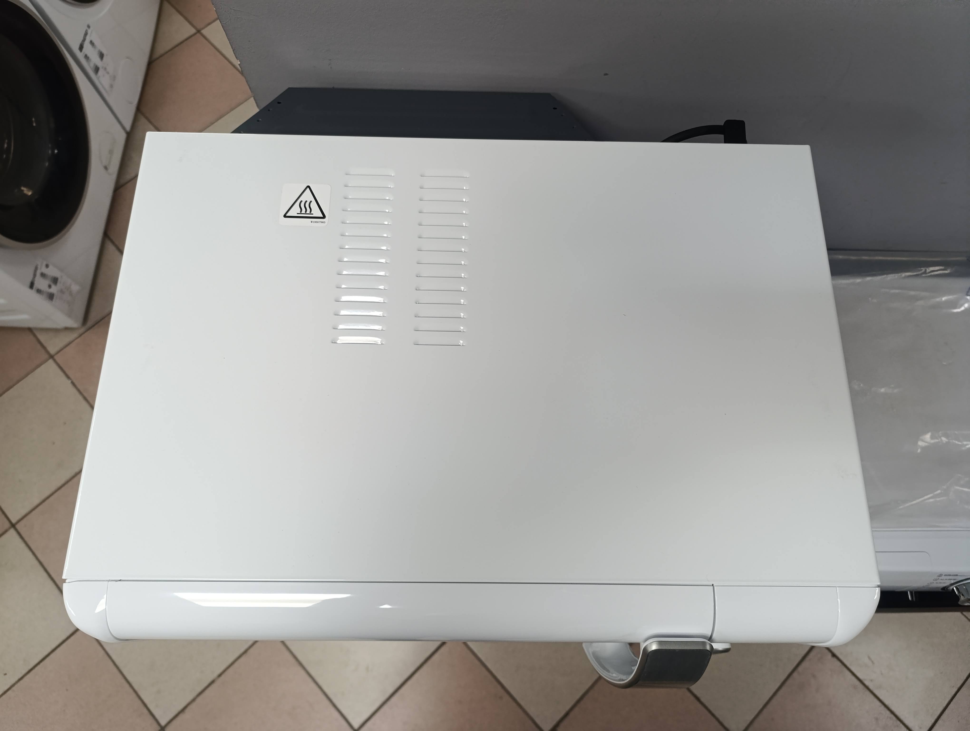 Mikrotalasna Whirlpool CB15/WH CucinaBarilla,29 L
