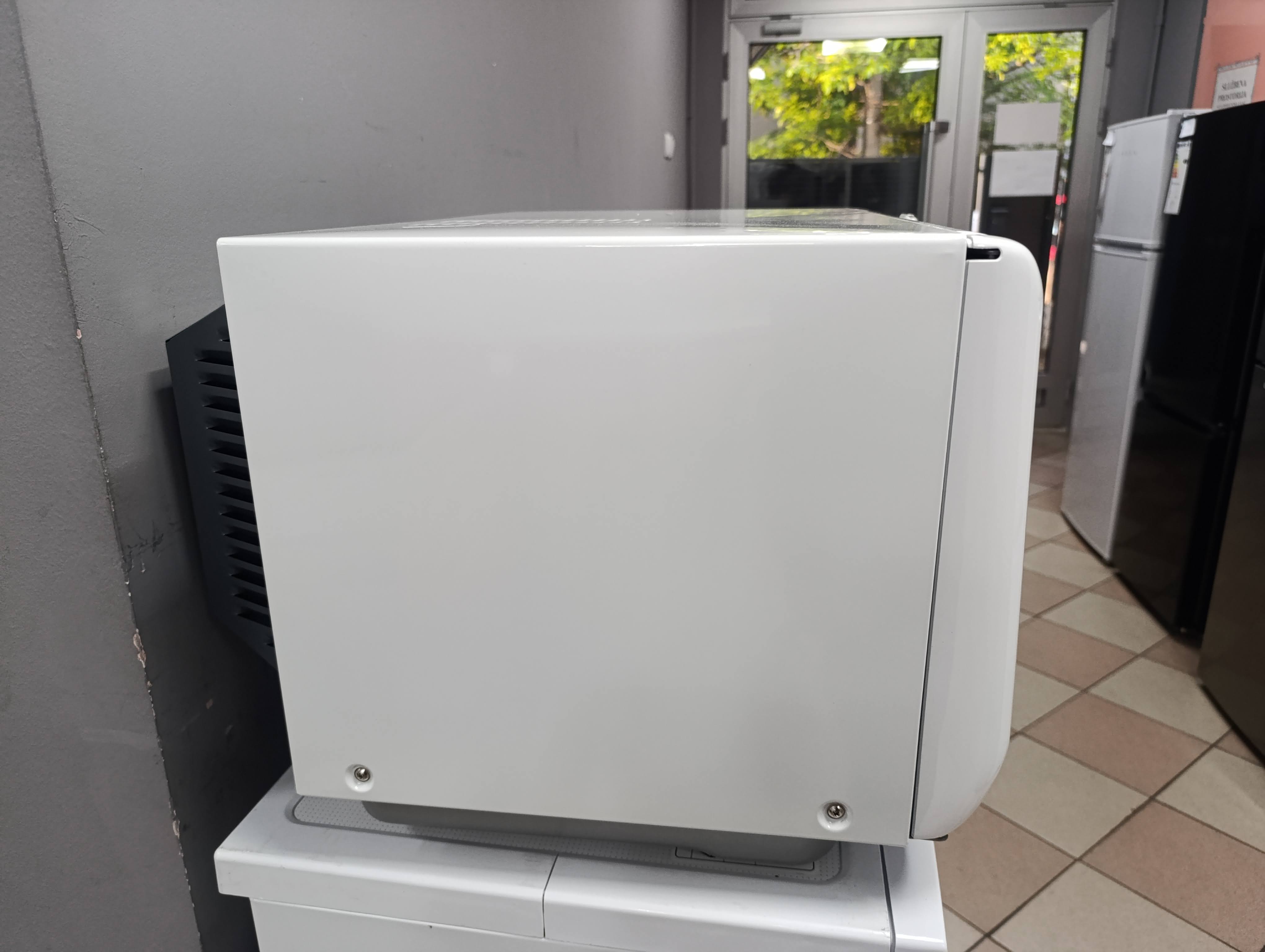 Mikrotalasna Whirlpool CB15/WH CucinaBarilla,29 L