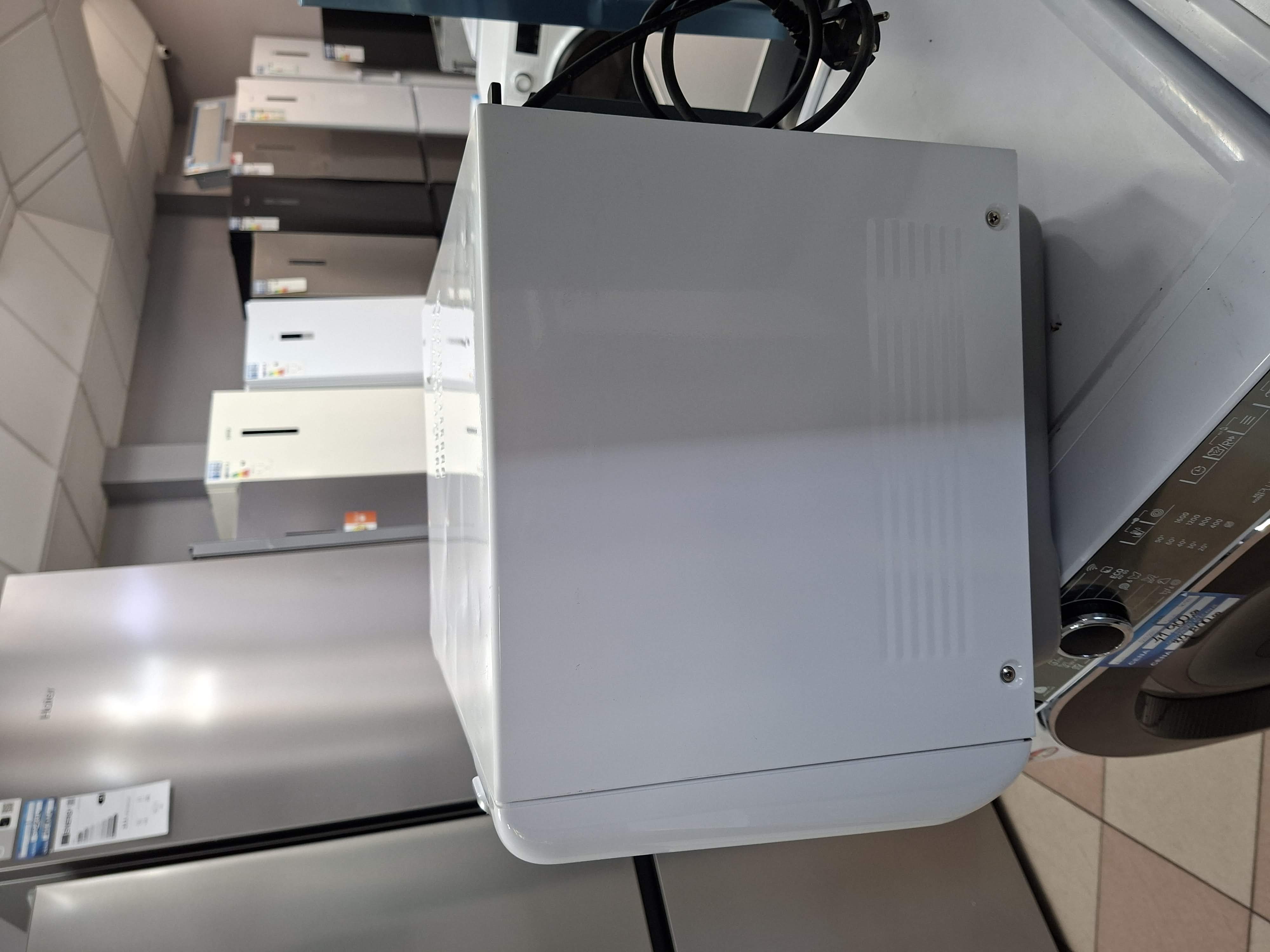 Mikrotalasna Whirlpool CB15/WH CucinaBarilla,29 L