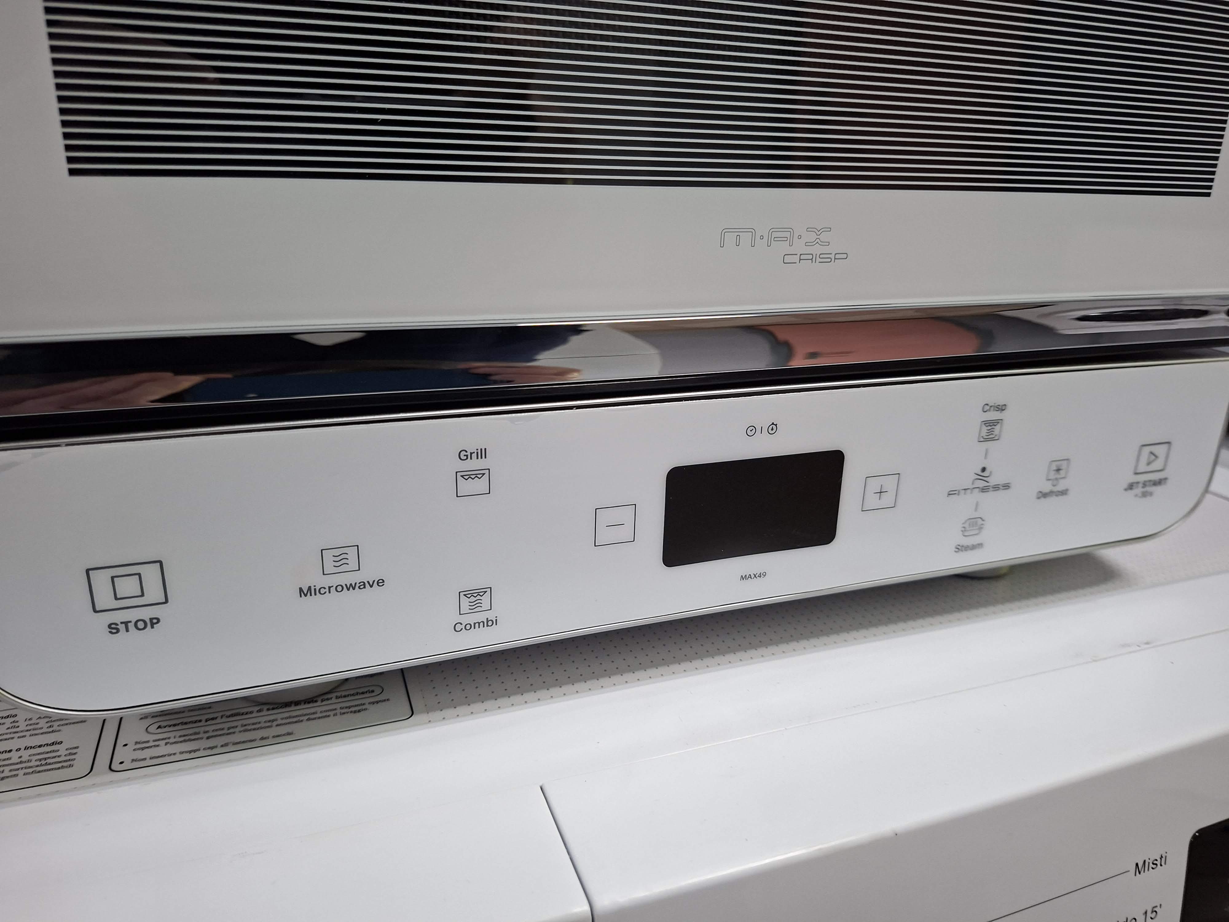 Mikrotalasna Whirlpool MAX 49 WSL