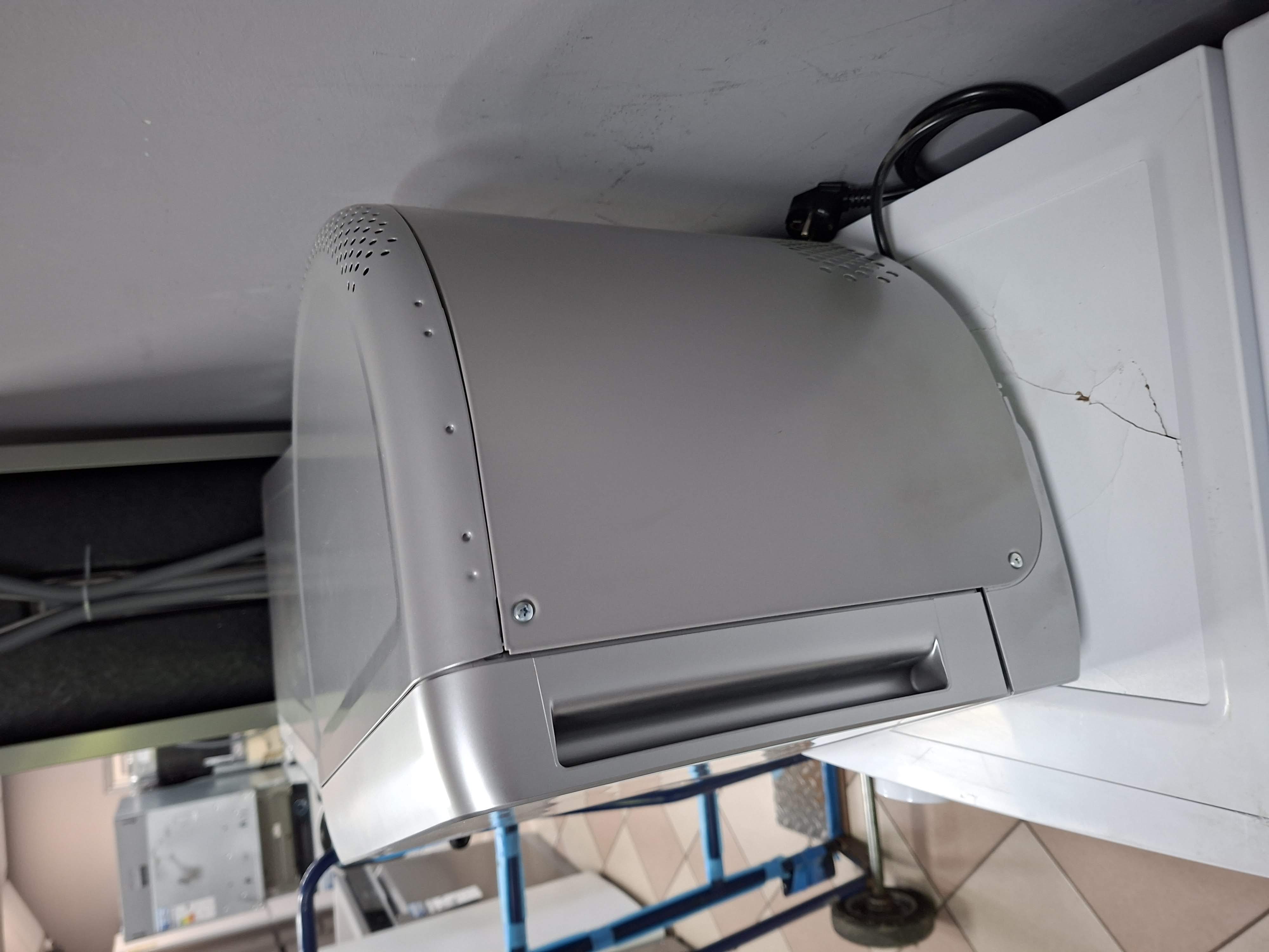 Mikrotalasna Whirlpool MAX 49 WSL