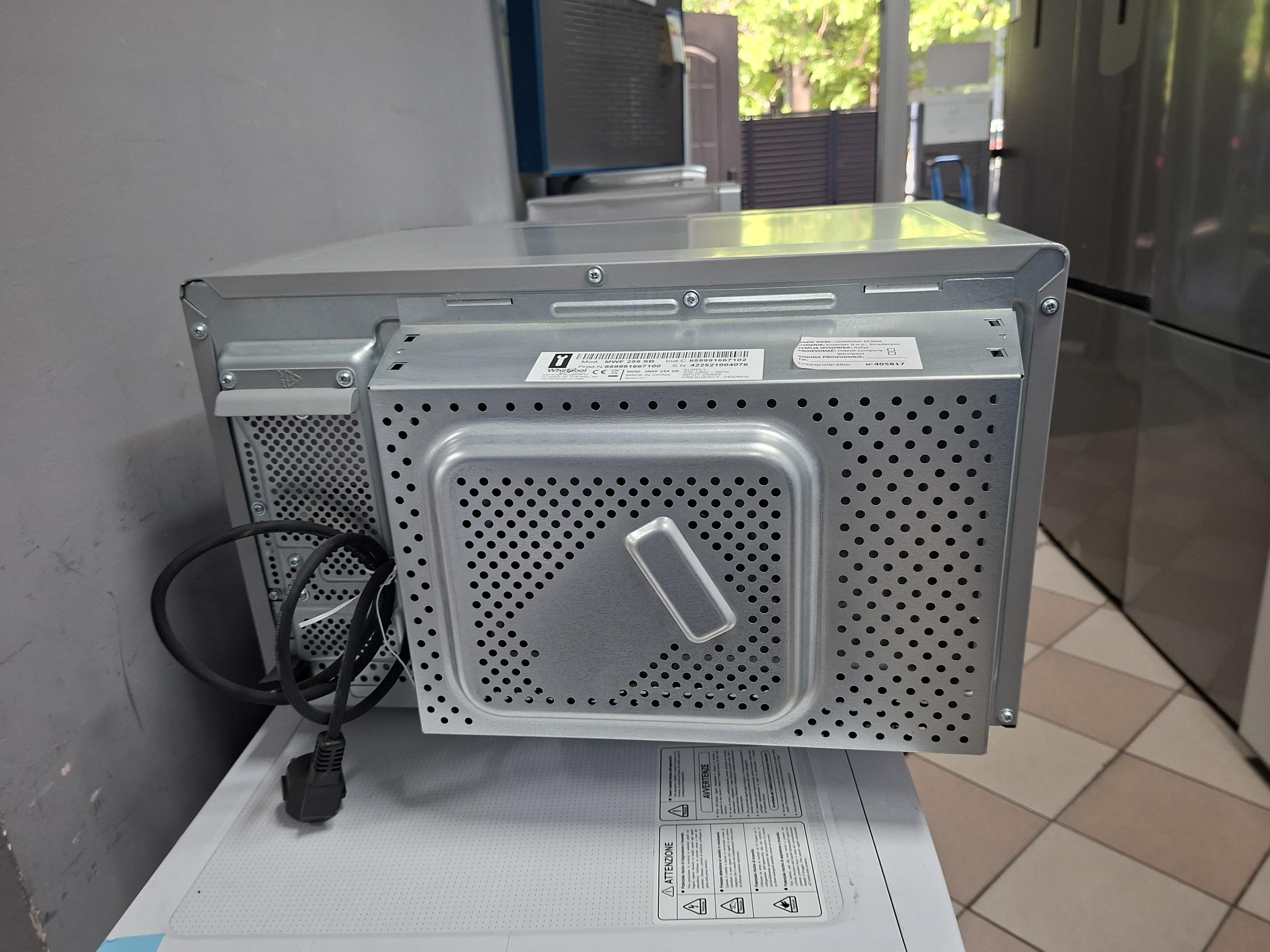 Mikrotalasna Whirlpool MWF 259 SB (2), 25L