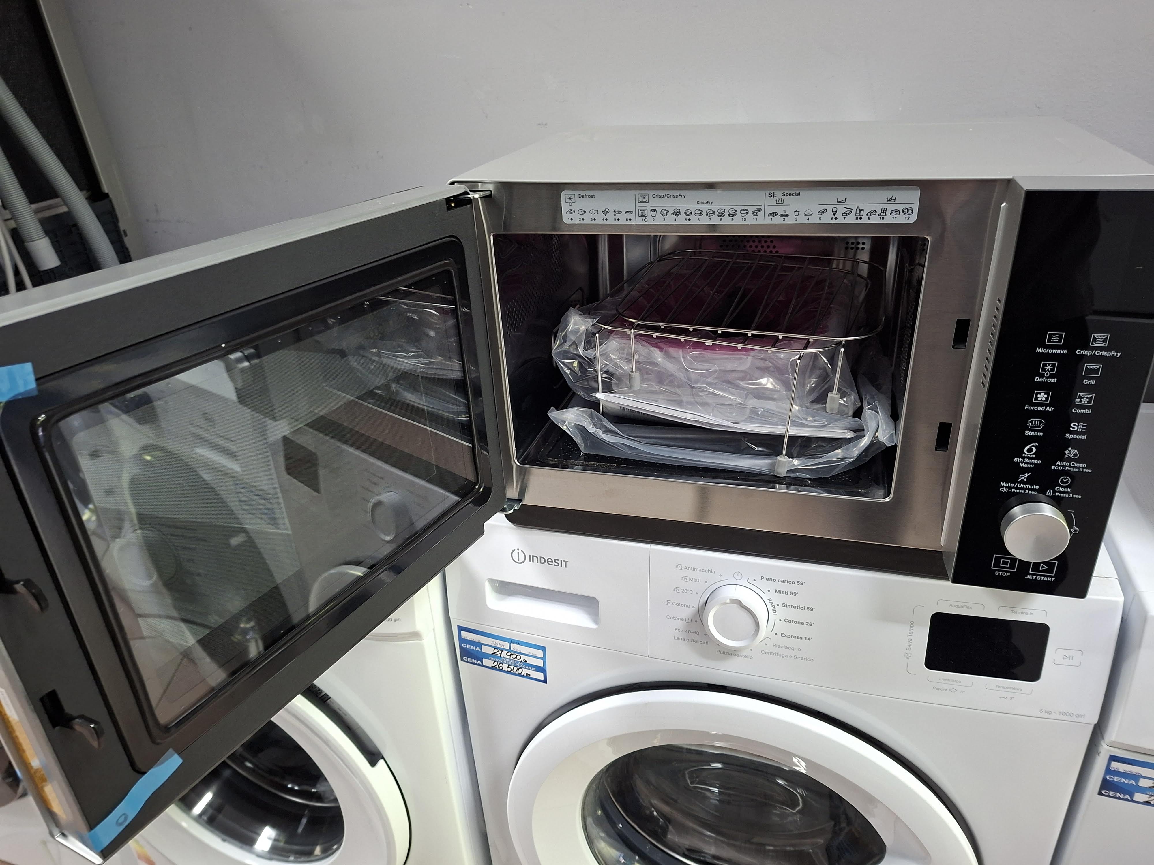 Mikrotalasna Whirlpool MWF 259 SB, 25L