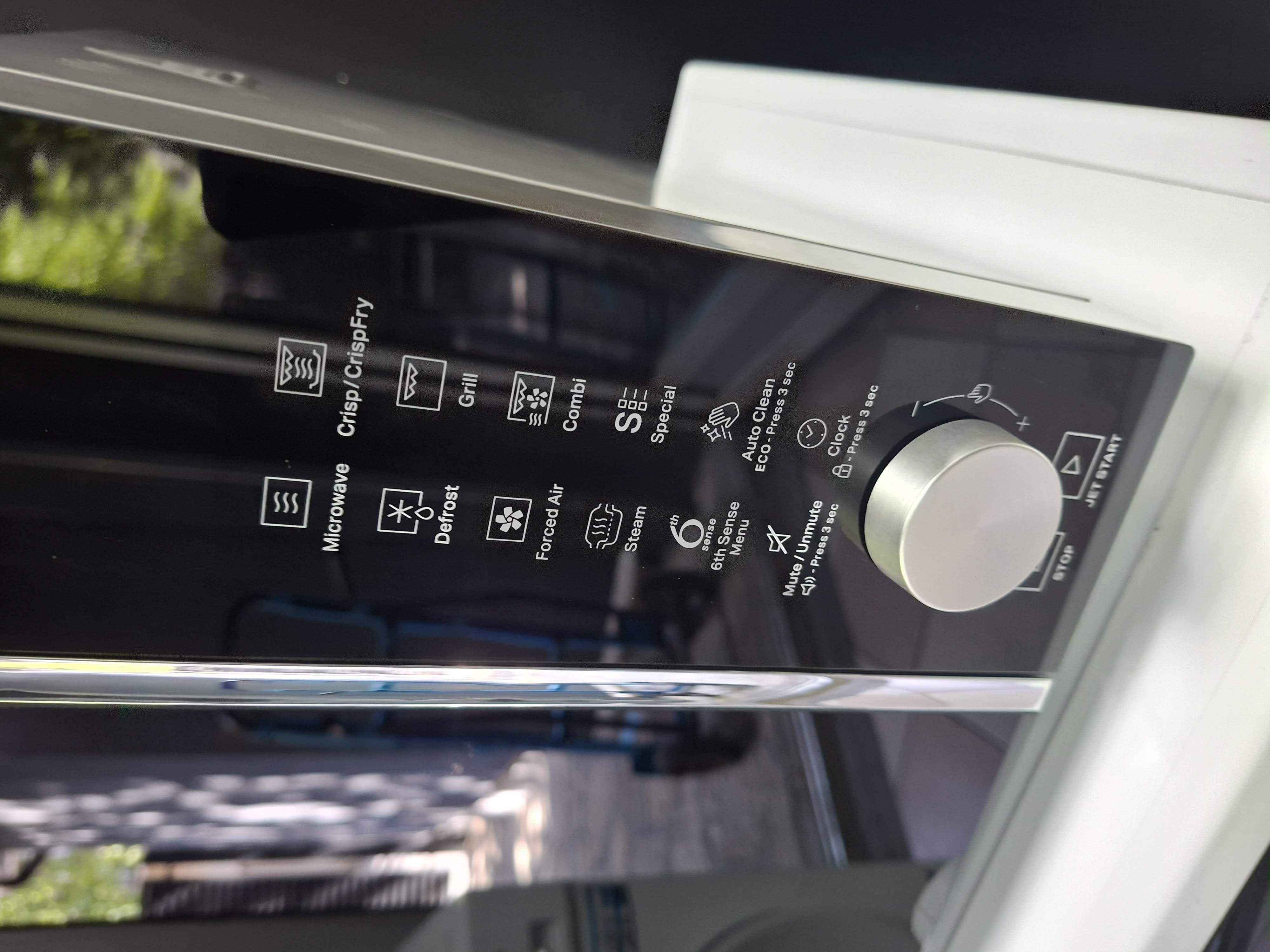 Mikrotalasna Whirlpool MWF 259 SB, 25L