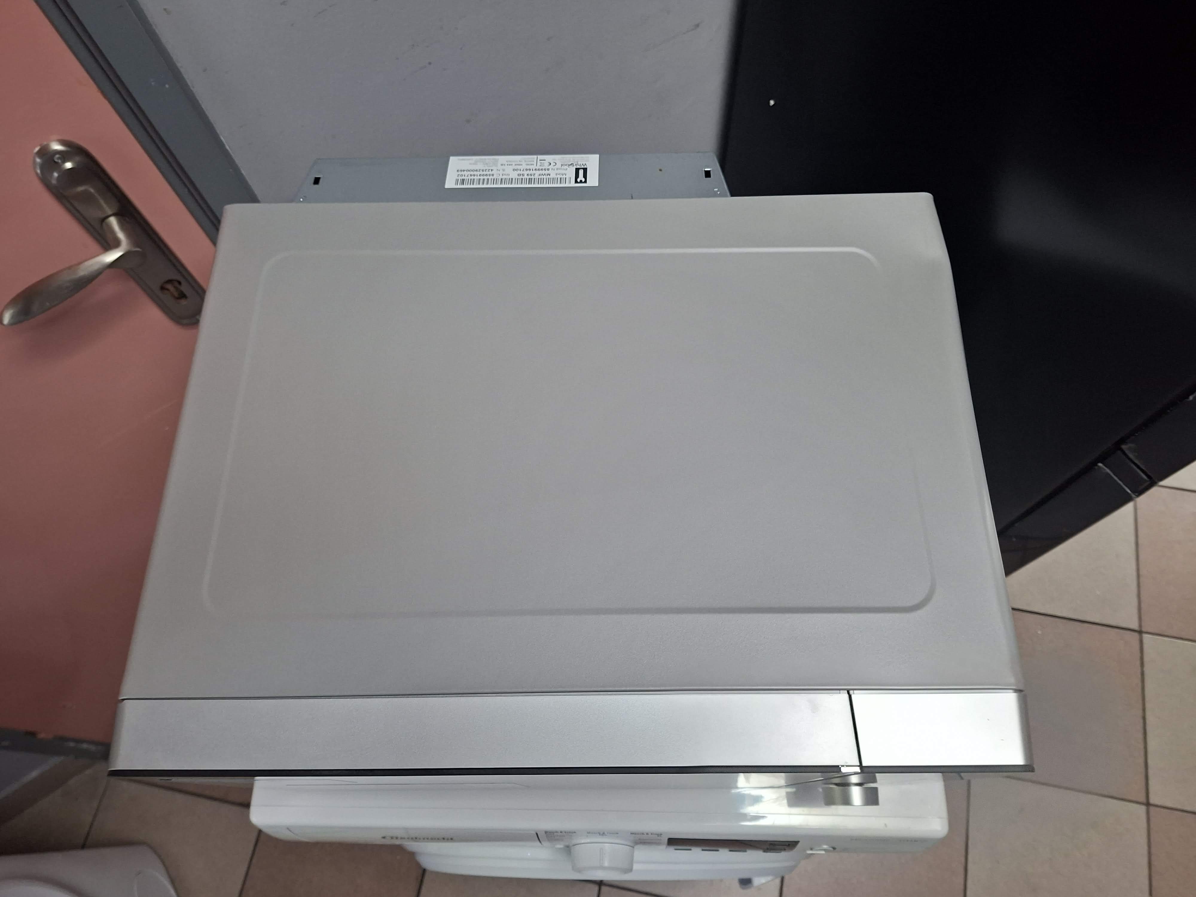 Mikrotalasna Whirlpool MWF 259 SB, 25L