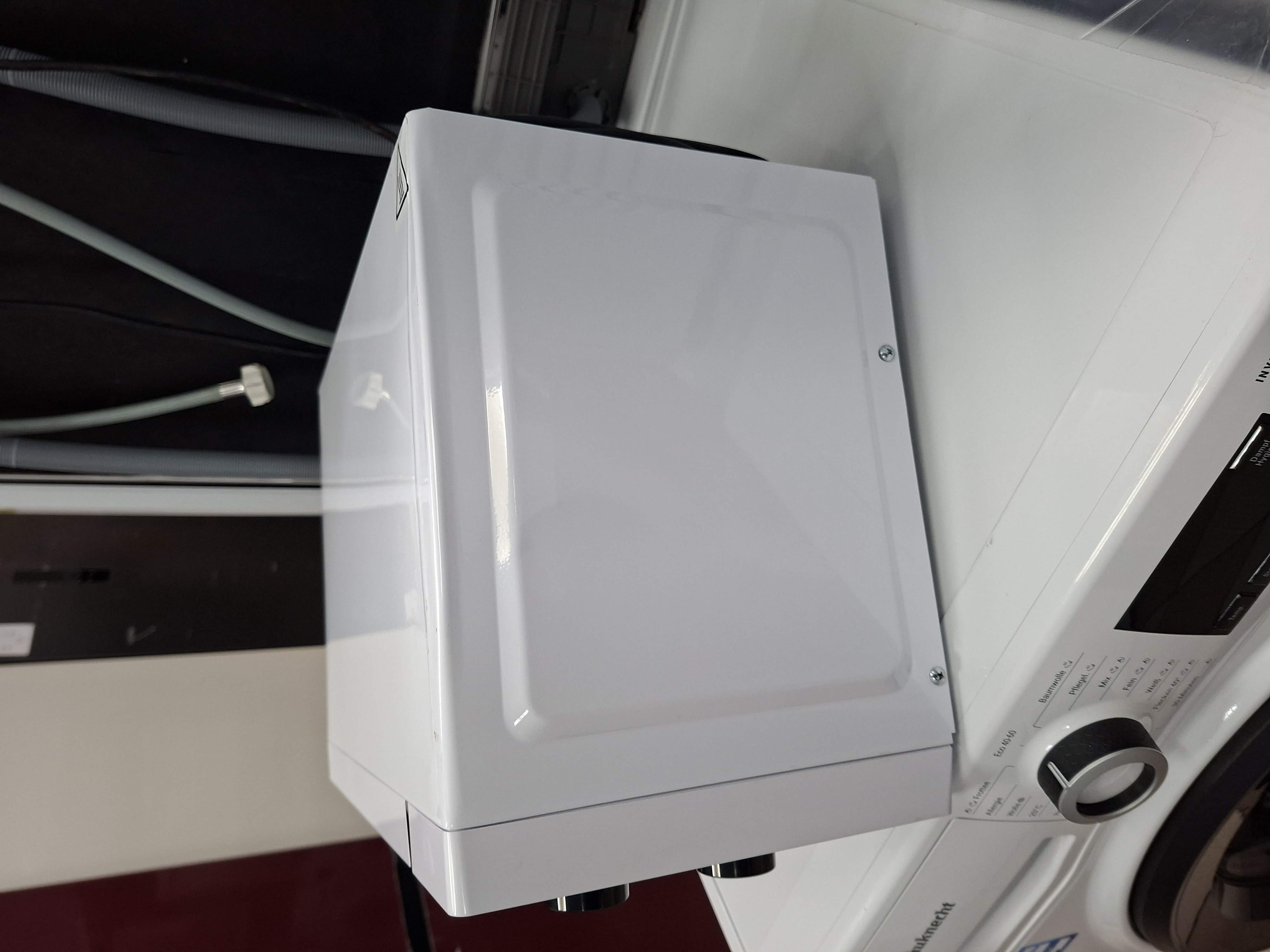 Mikrotalasna Whirlpool MWP 103 W , 20L