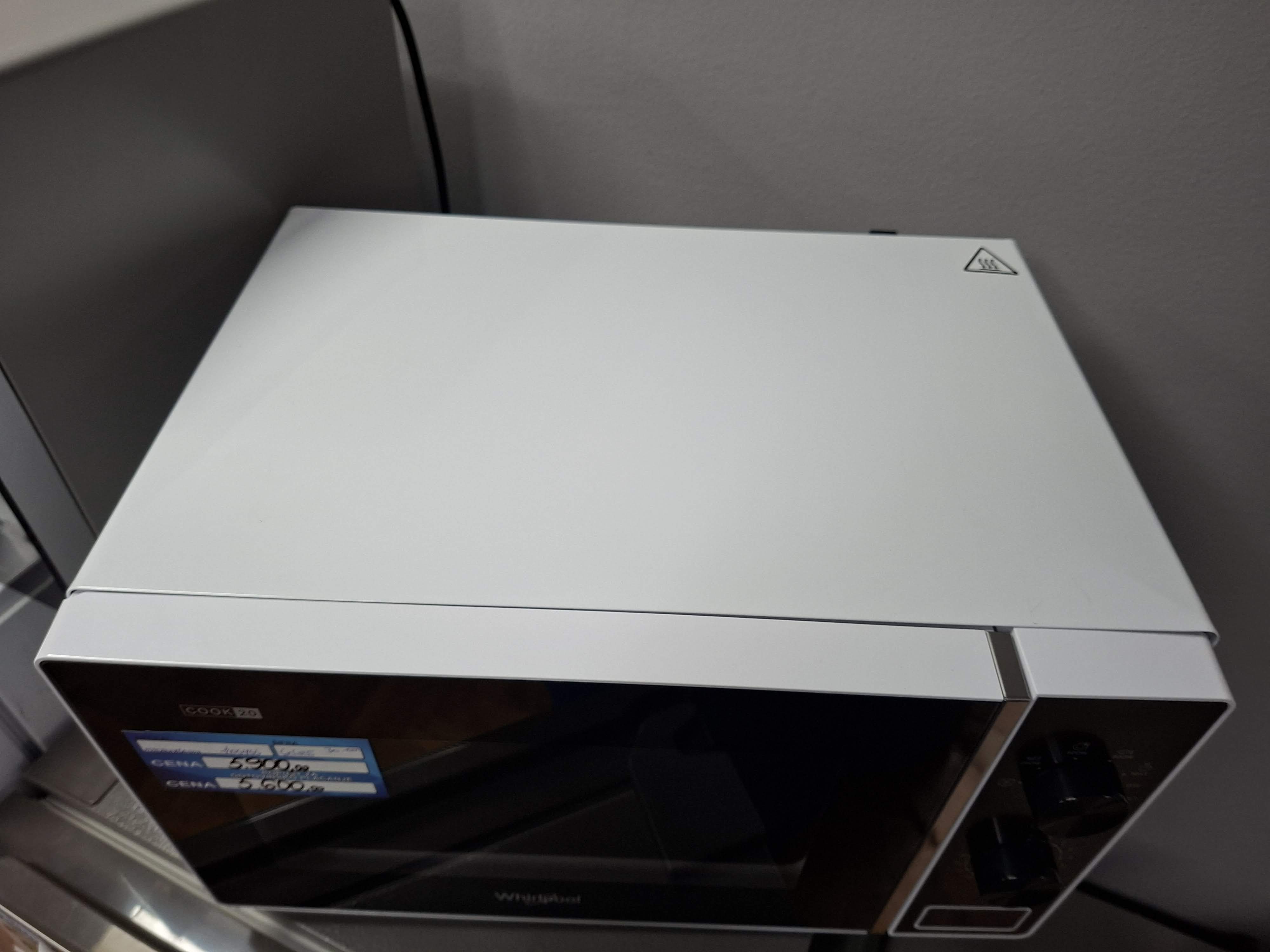 Mikrotalasna Whirlpool MWP 103 W , 20L