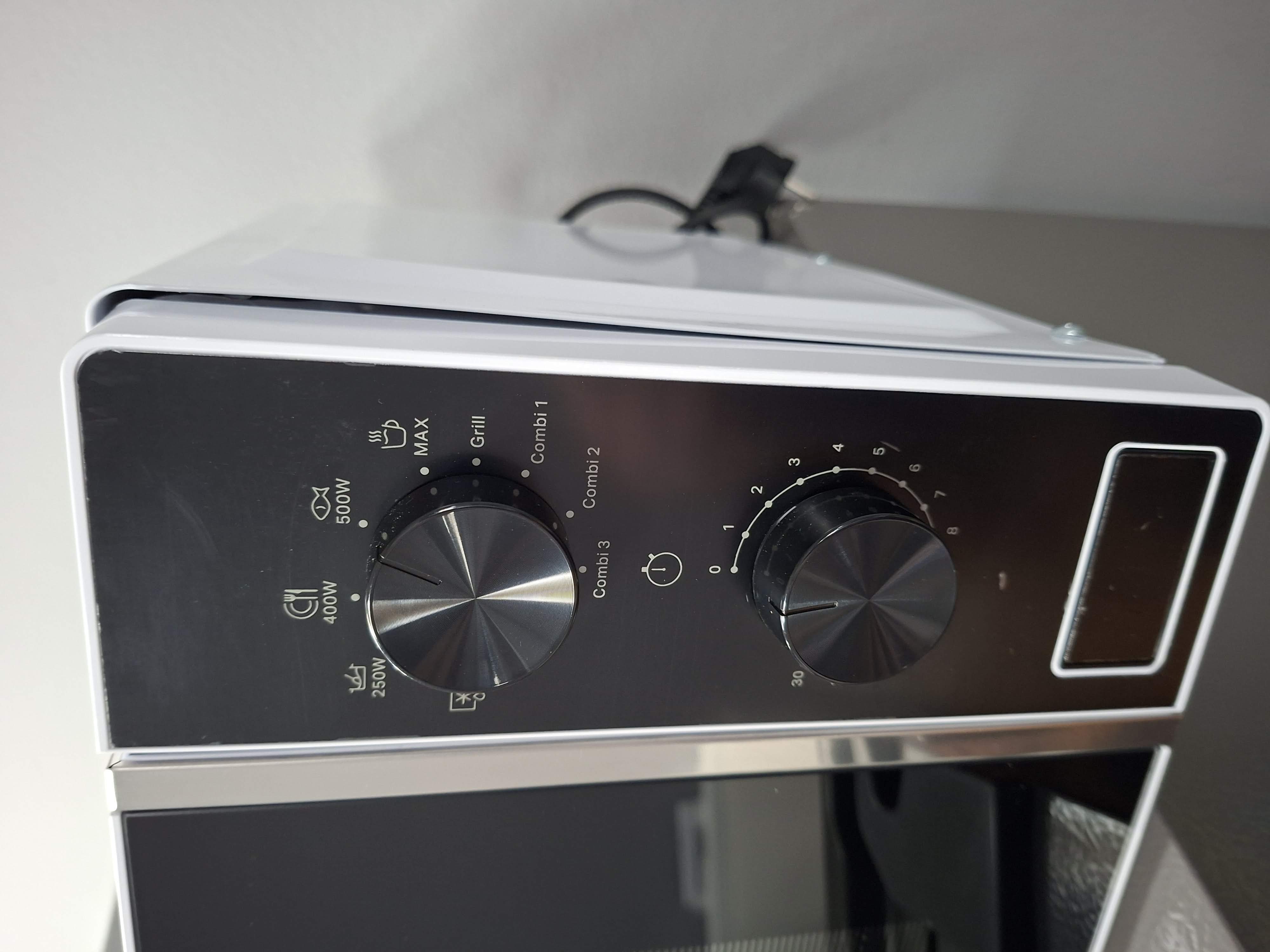 Mikrotalasna Whirlpool MWP 103 W , 20L