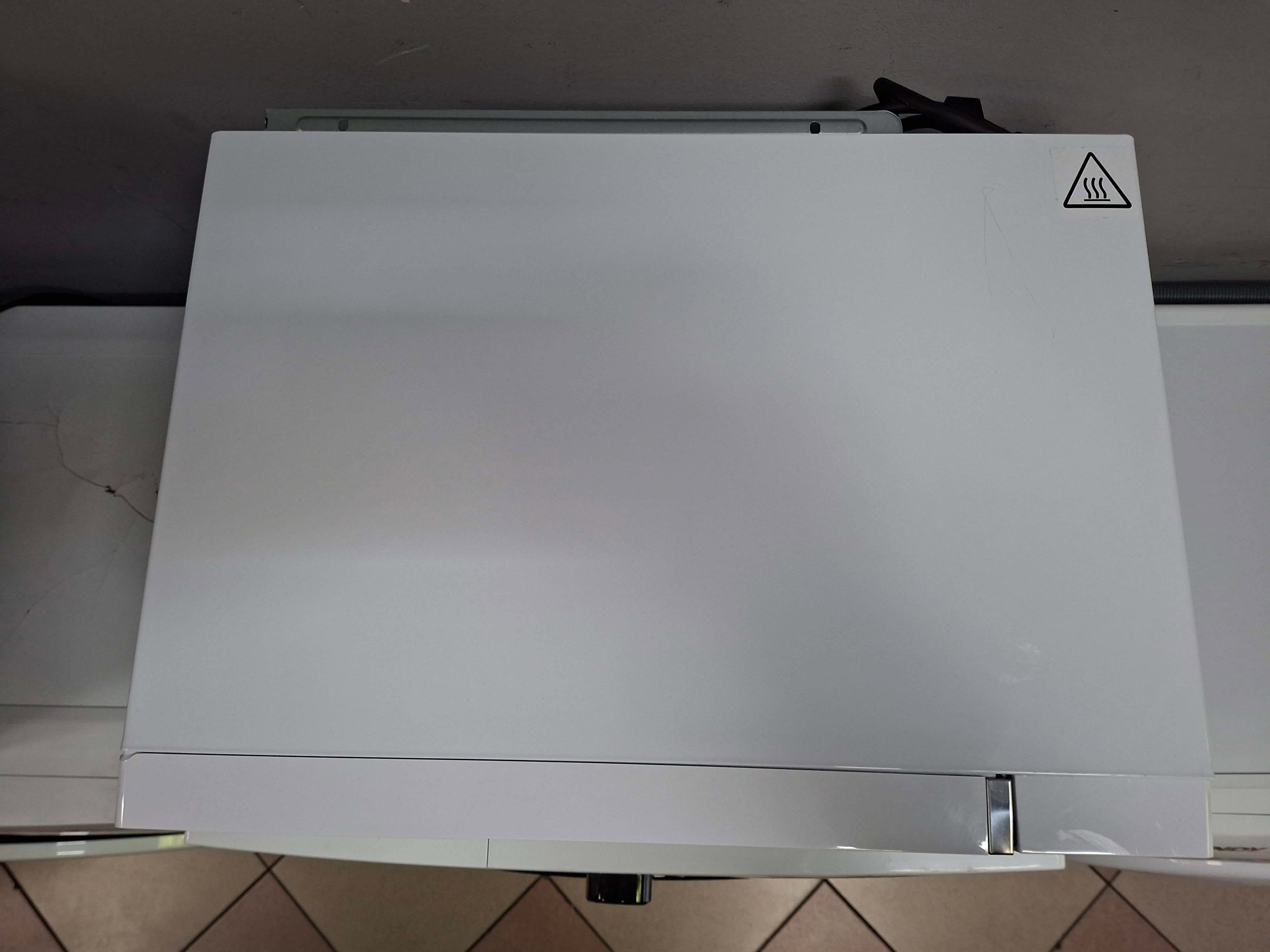 Mikrotalasna Whirlpool MWP 203 W , 20L