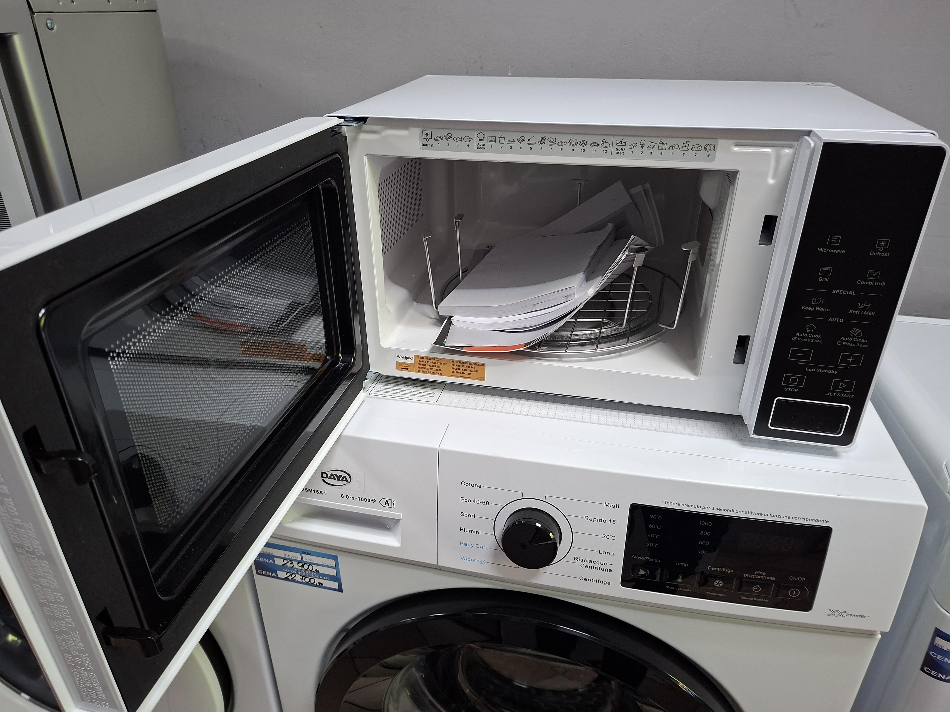 Mikrotalasna Whirlpool MWP 203 W , 20L
