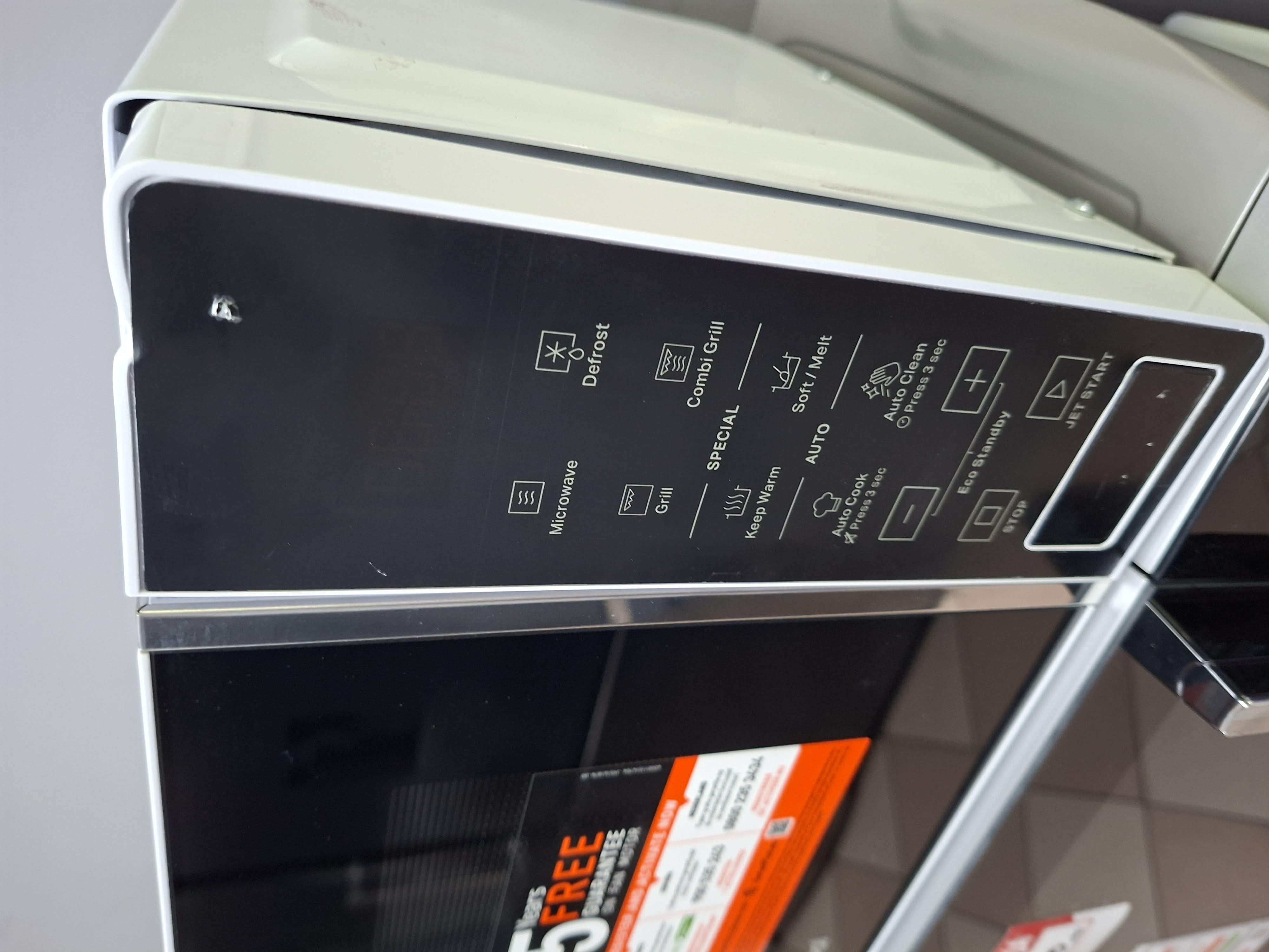 Mikrotalasna Whirlpool MWP 203 W , 20L