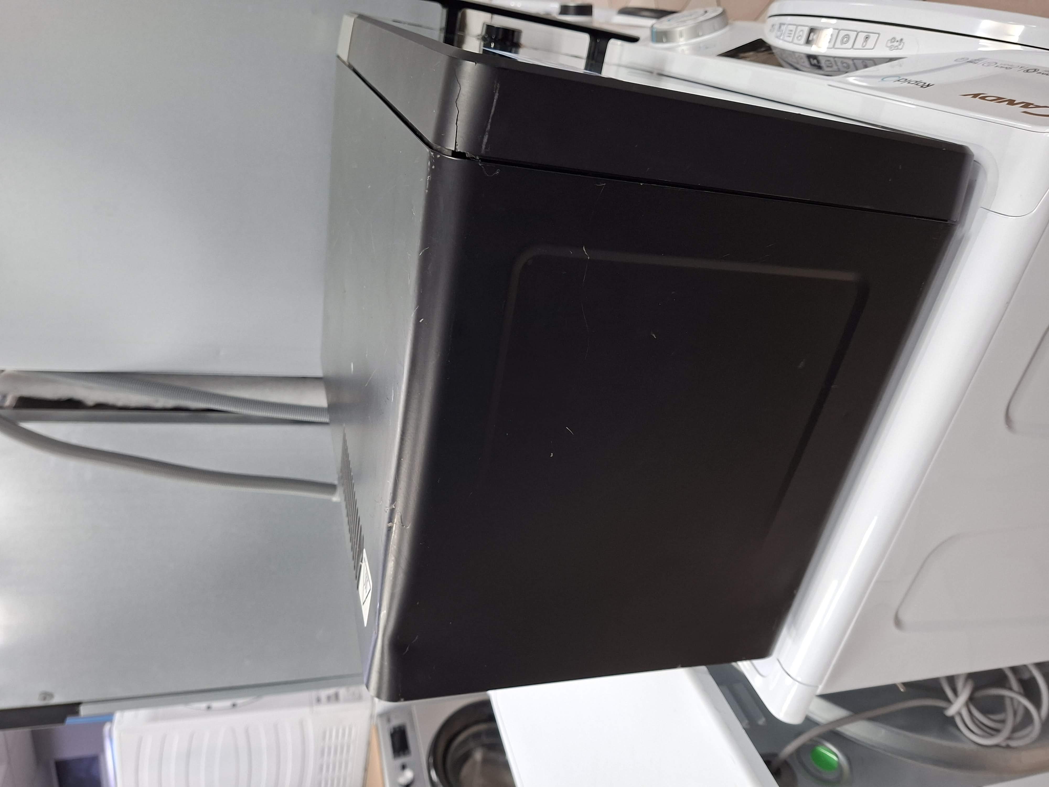 Mikrotalasna Whirlpool Whirlpool JC 216 SL, 30L