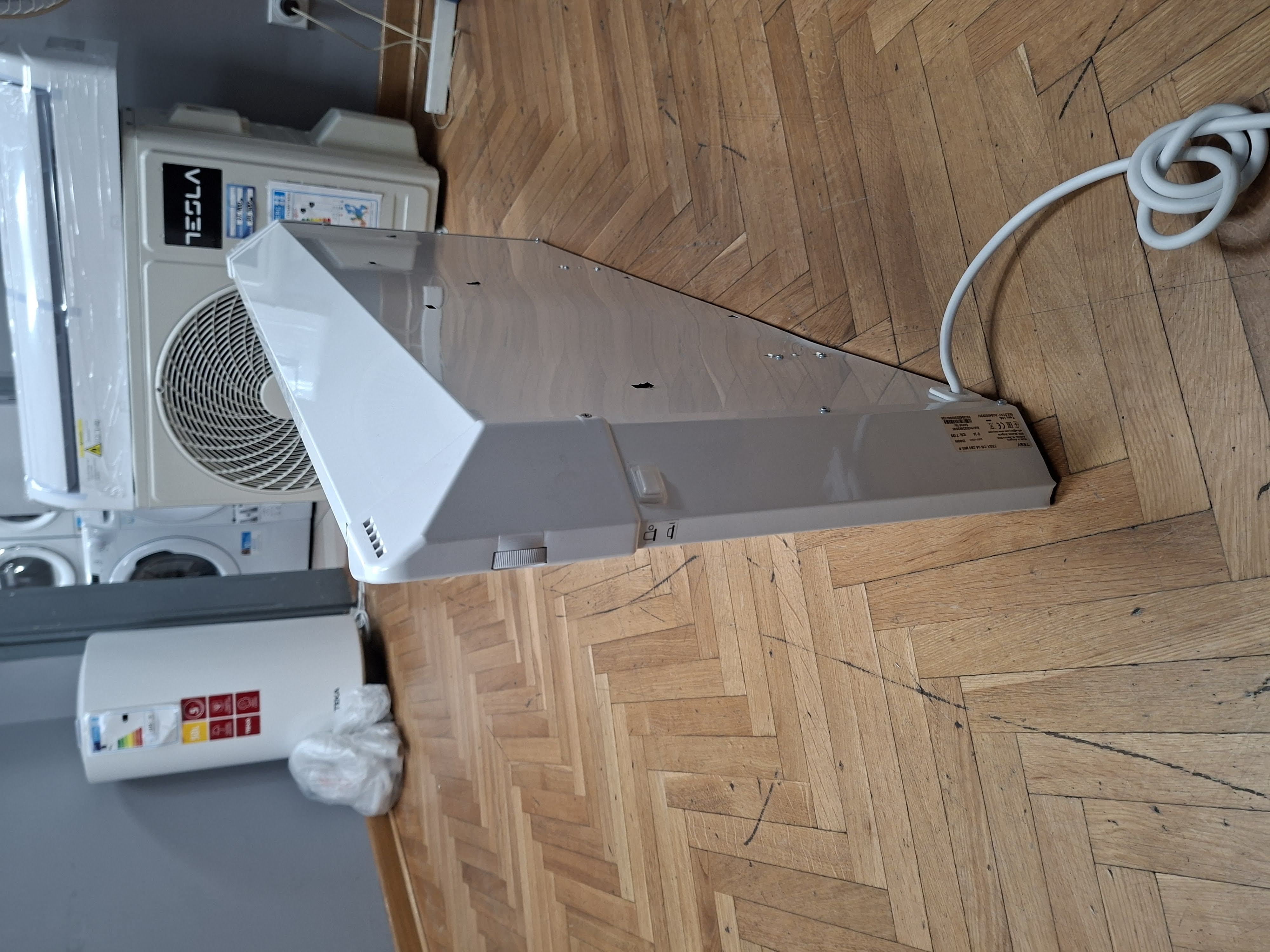 Panelni Radijator TESY CN04 250 MIS F
