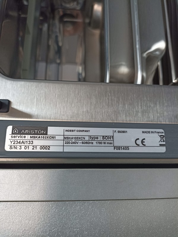 Parna Rerna Ariston MSKA 103XCN , 23L