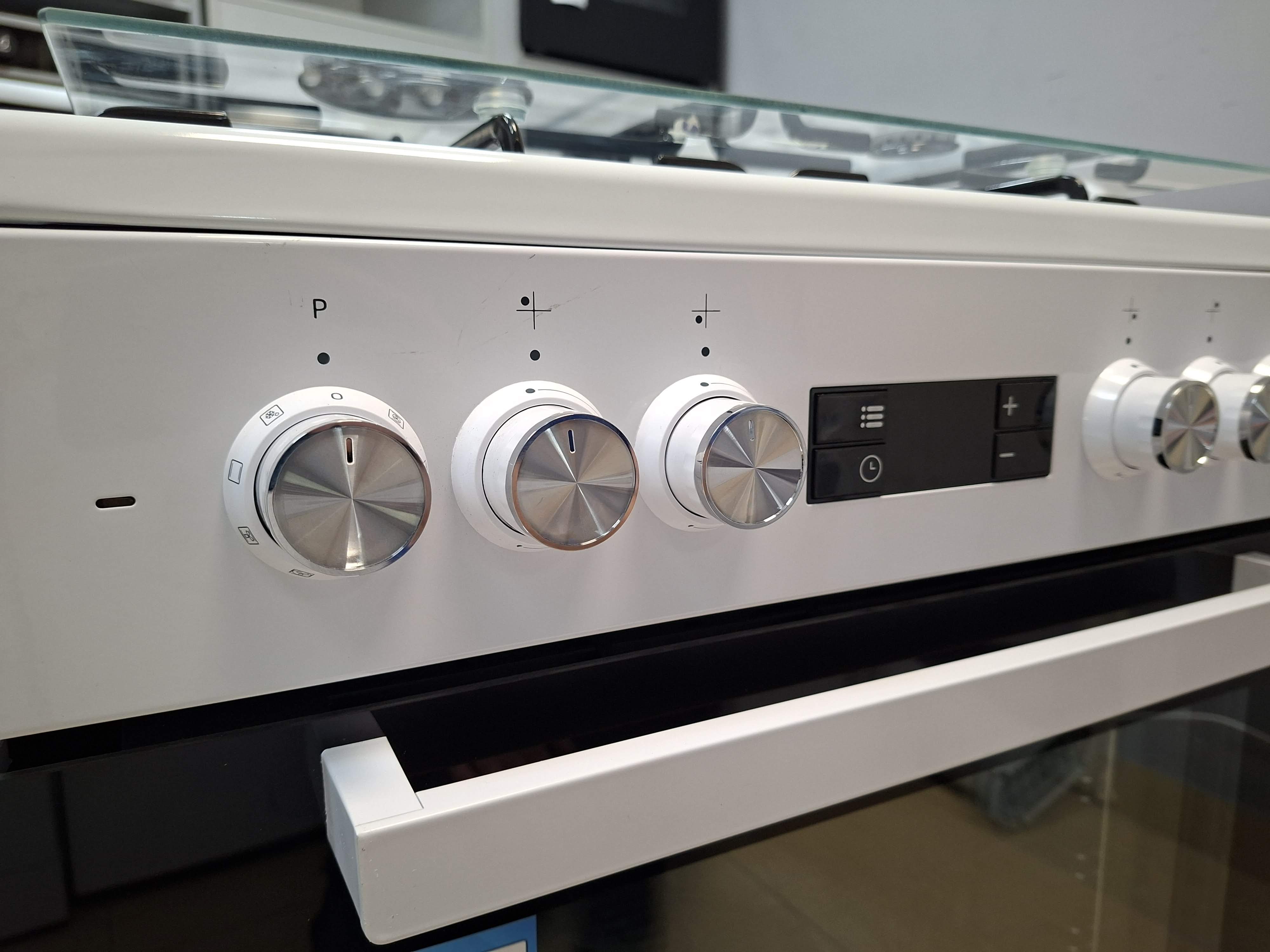 Plinski šporet Beko FSM62320DWS, 60cm