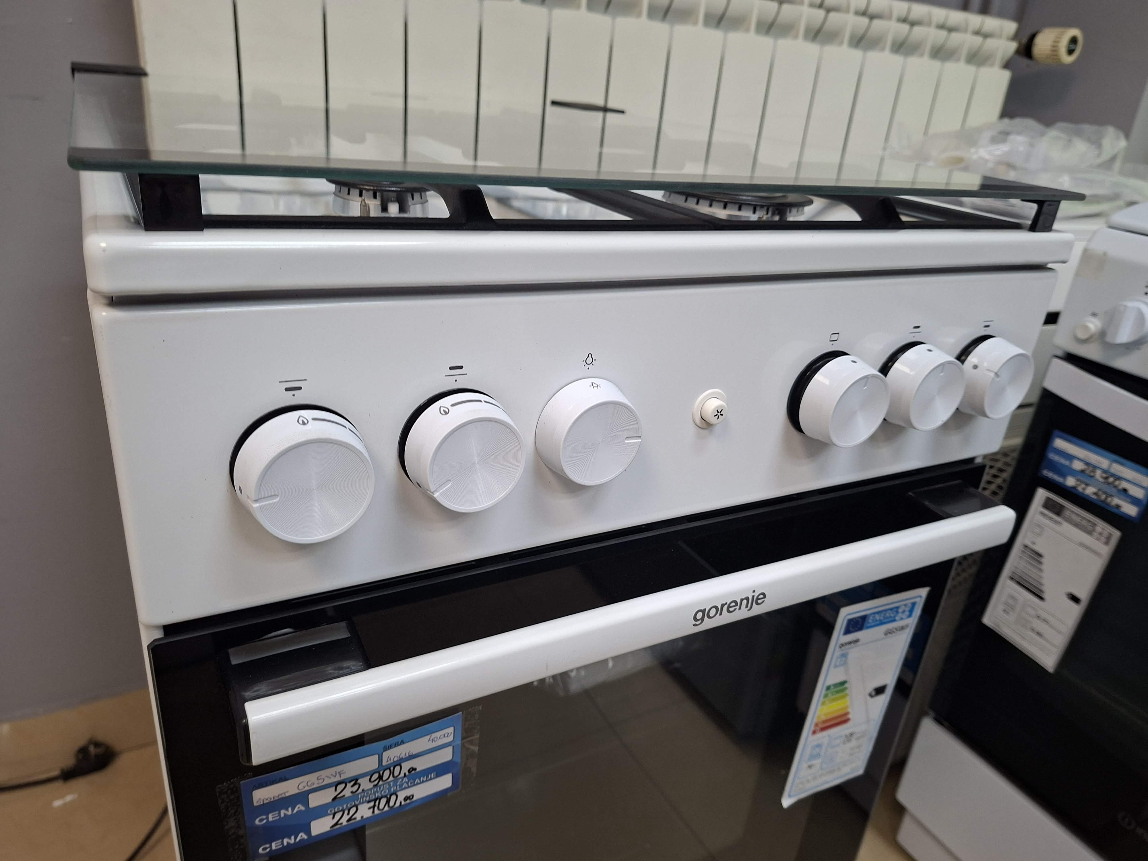 Plinski Šporet Gorenje GG5WF , 50 cm.