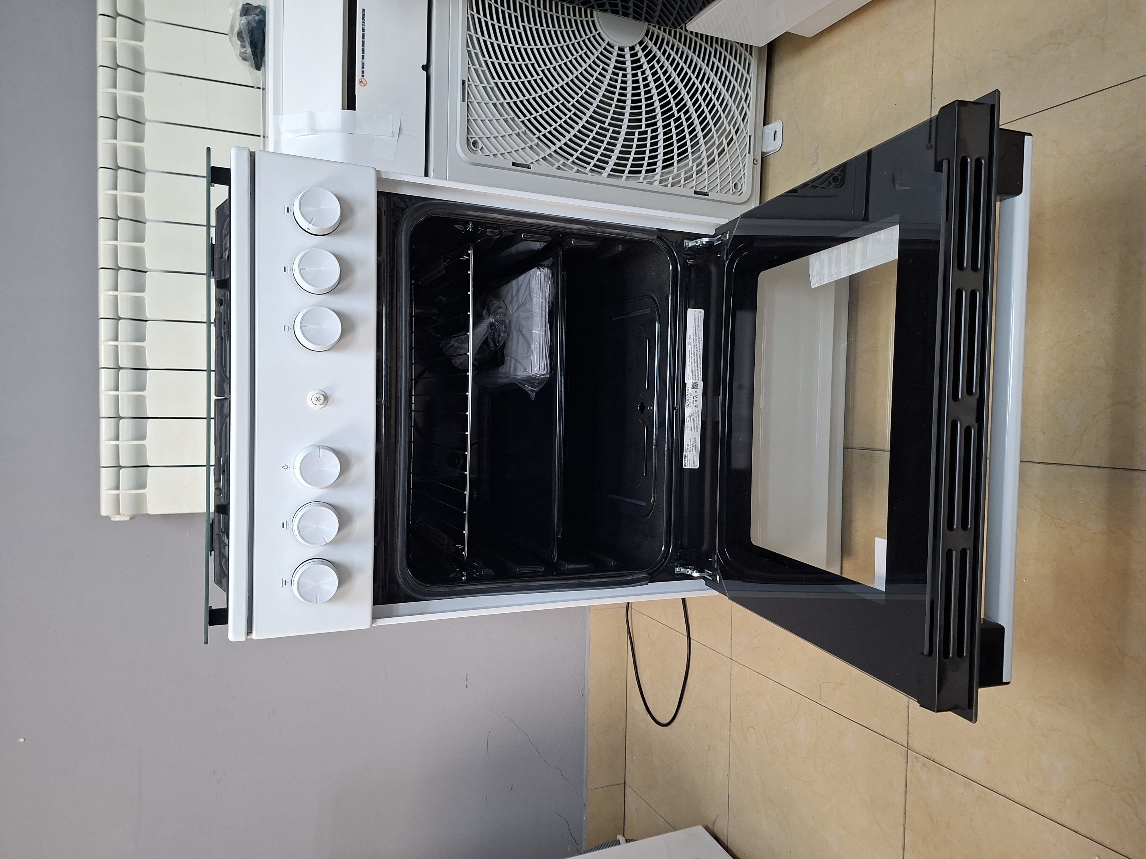 Plinski Šporet Gorenje GG5WF , 50 cm.