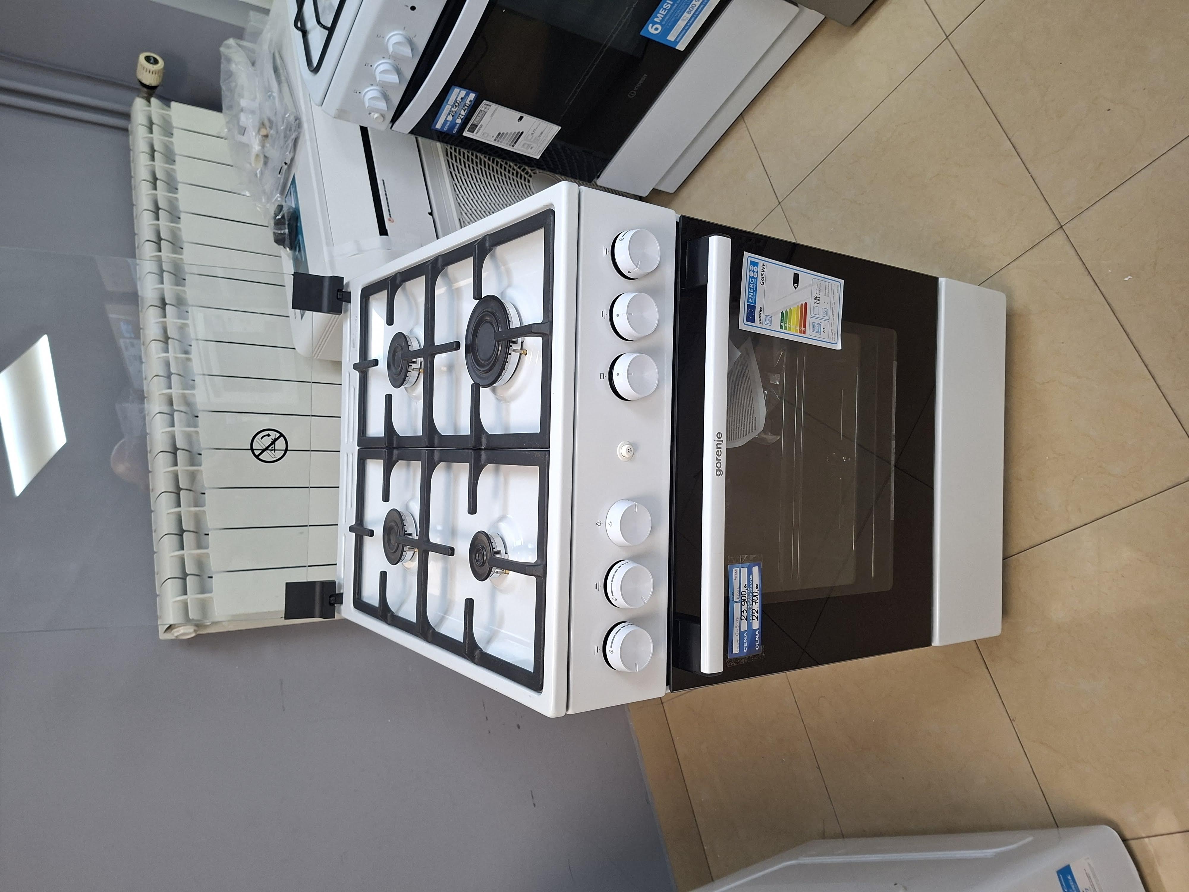 Plinski Šporet Gorenje GG5WF , 50 cm.