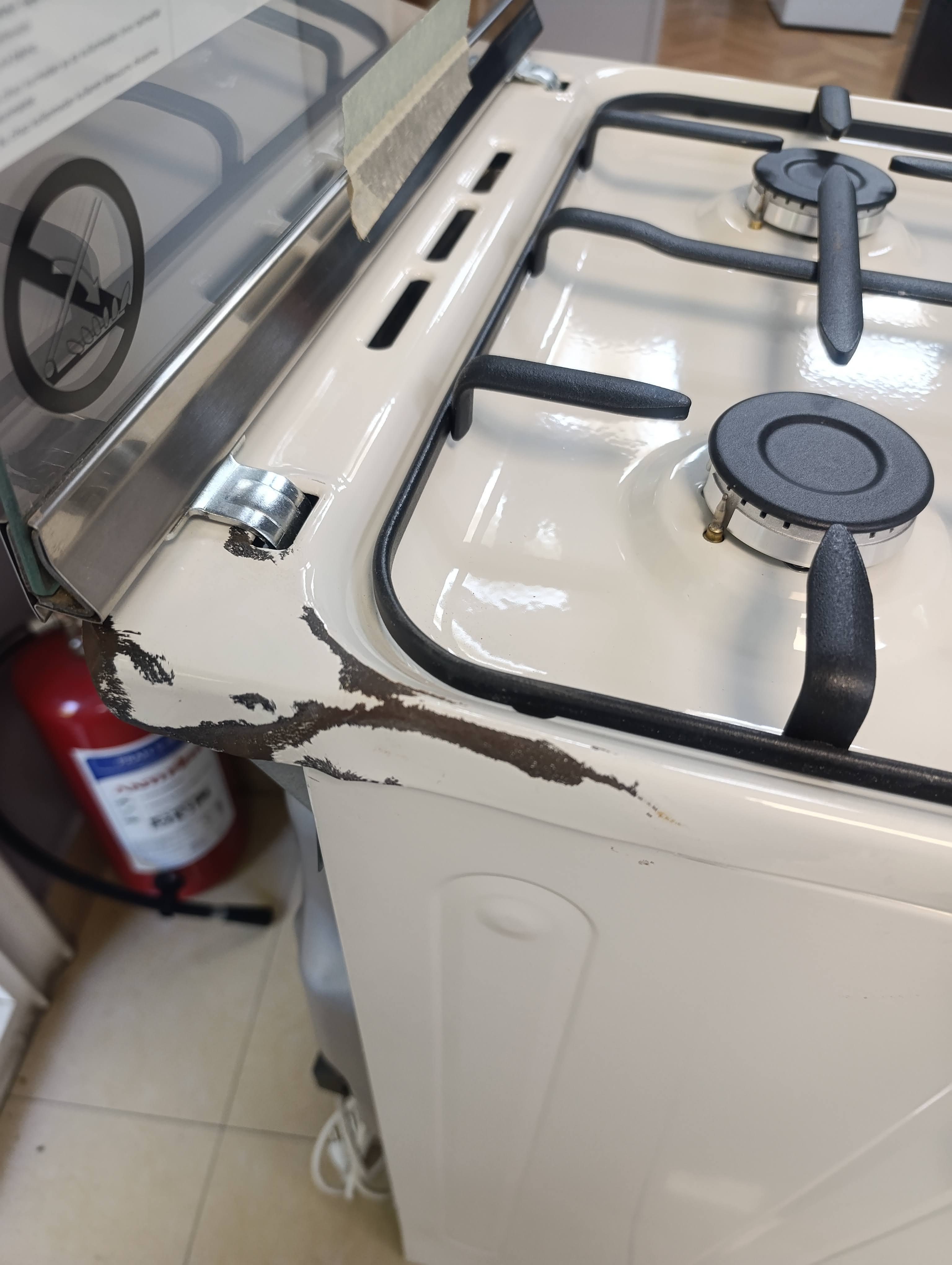 Plinski Sporet Indesit IS5G1MMJ/E, 68L