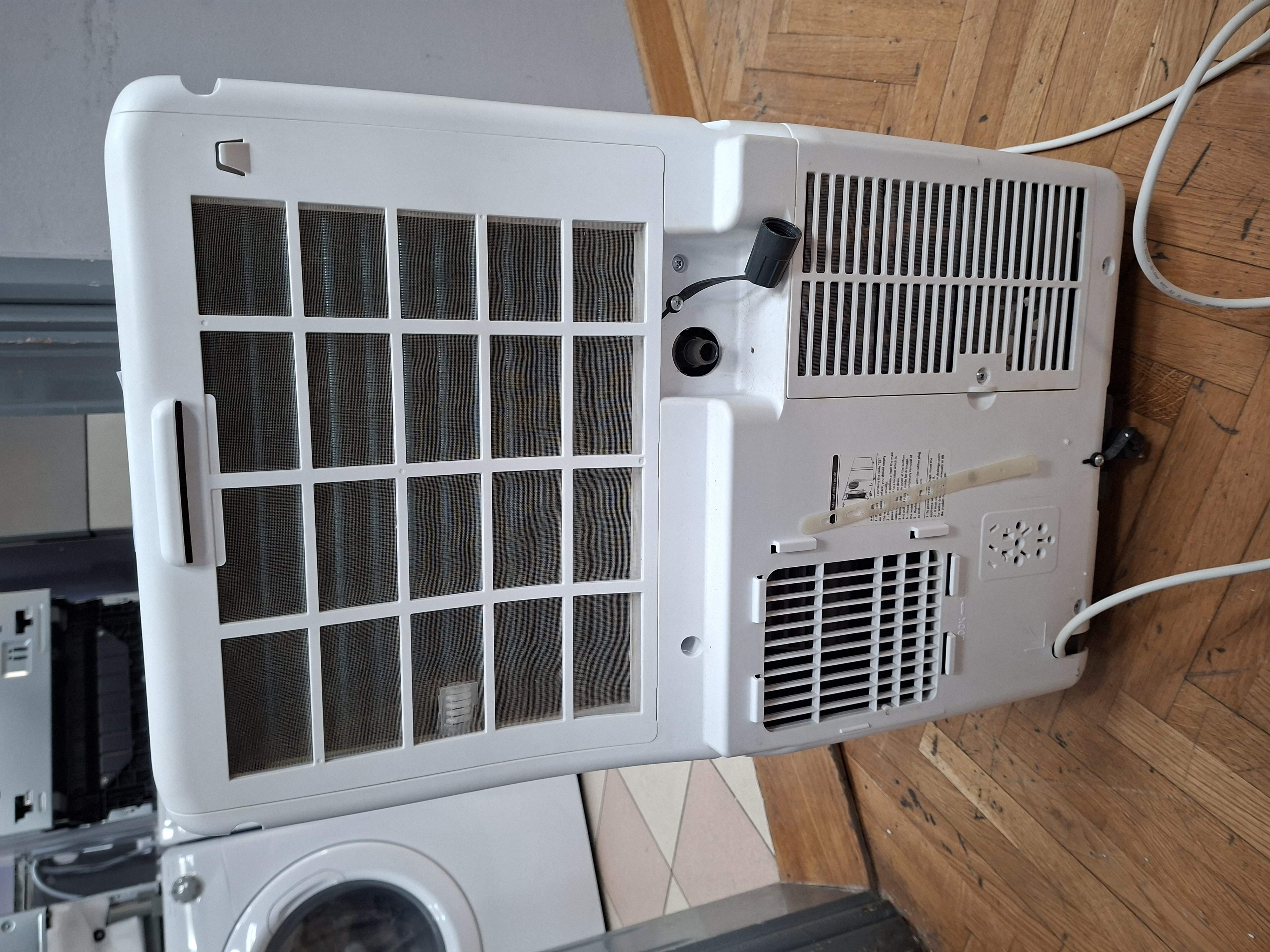 Pokretna klima Whirlpool PACF212HP W, 12000 btu