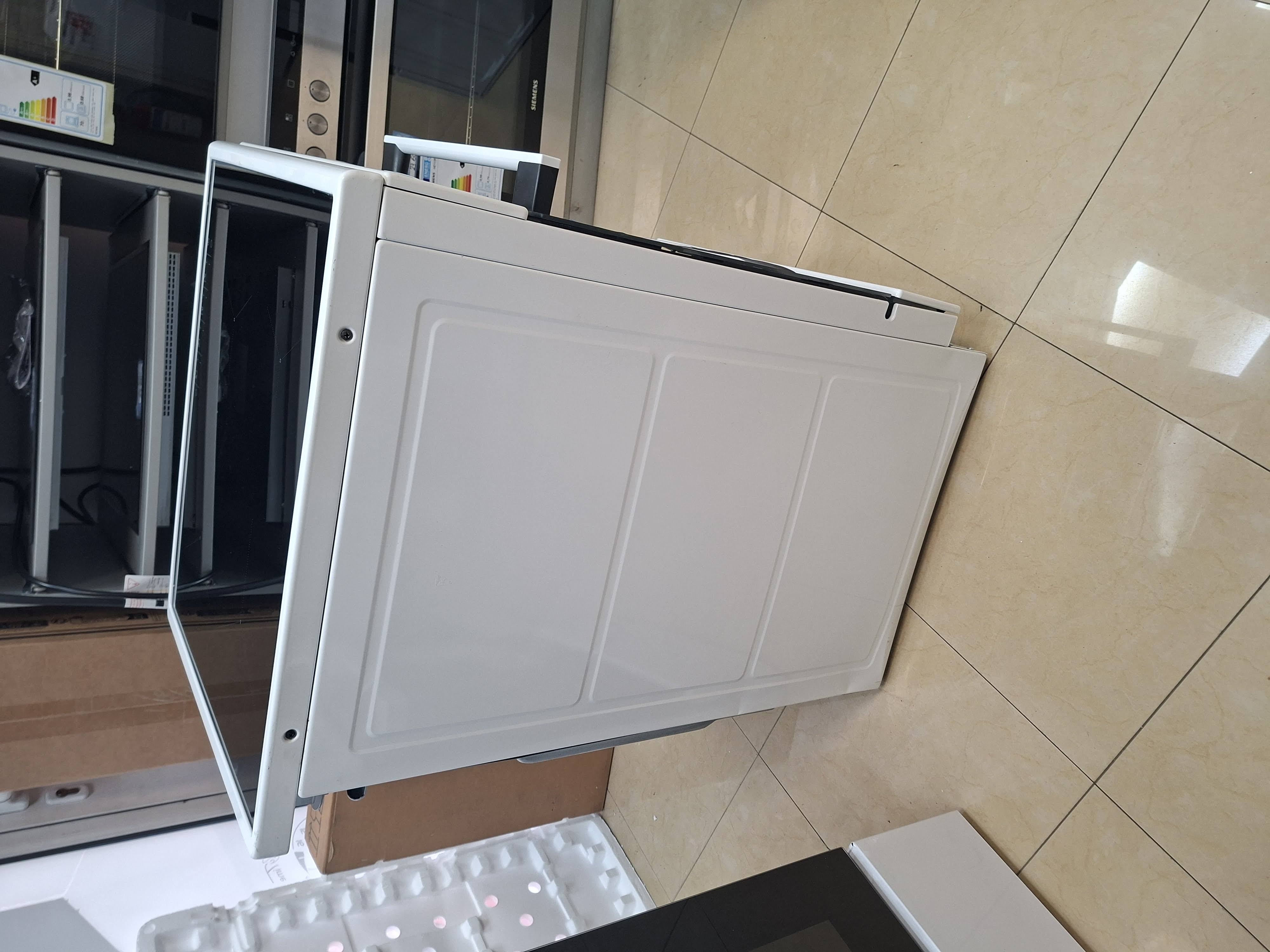 Šporet Aeg CIB56494BW . 58l - Indukcija