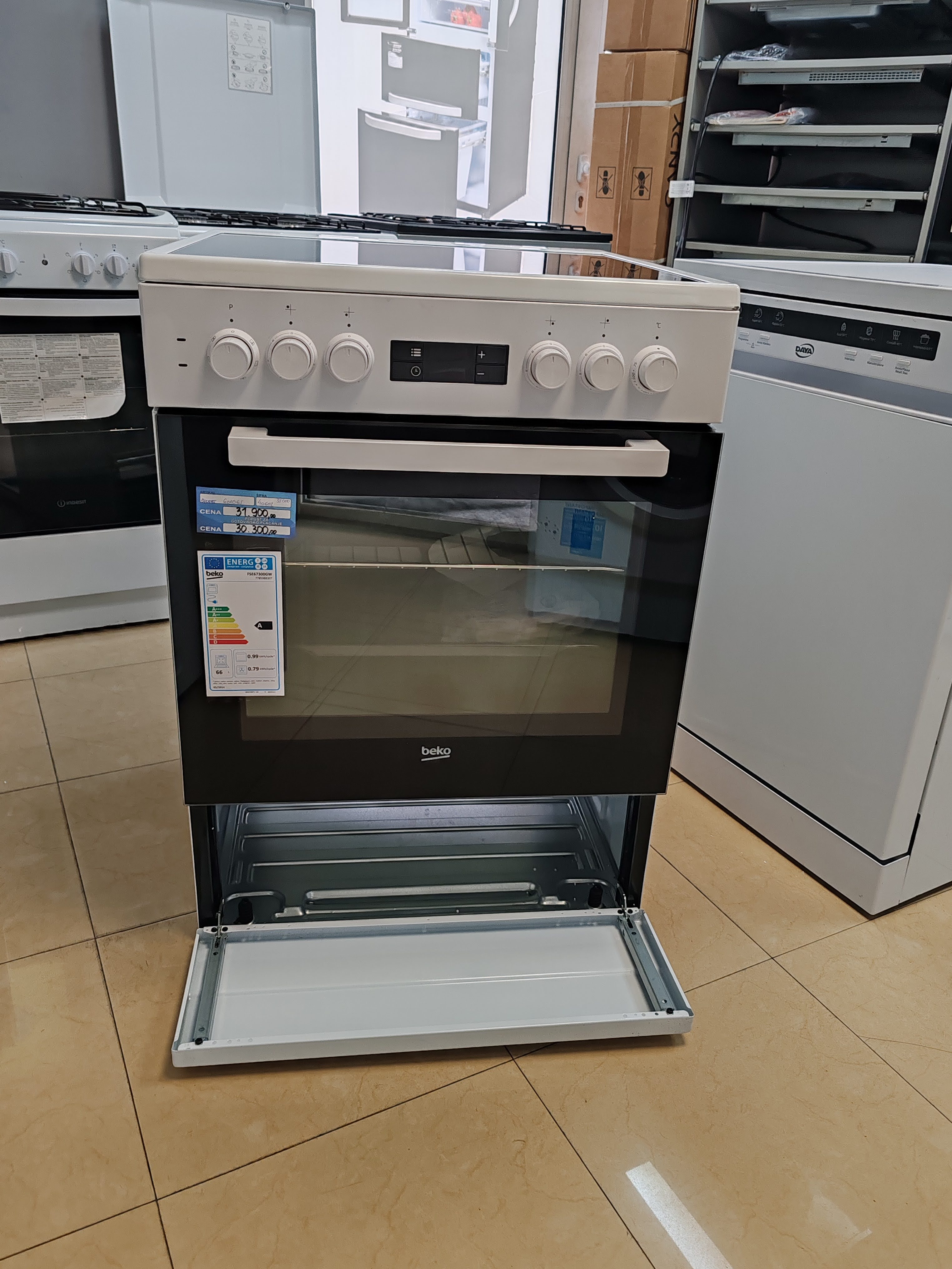Šporet Beko FSE 67300 GW , 60 cm.