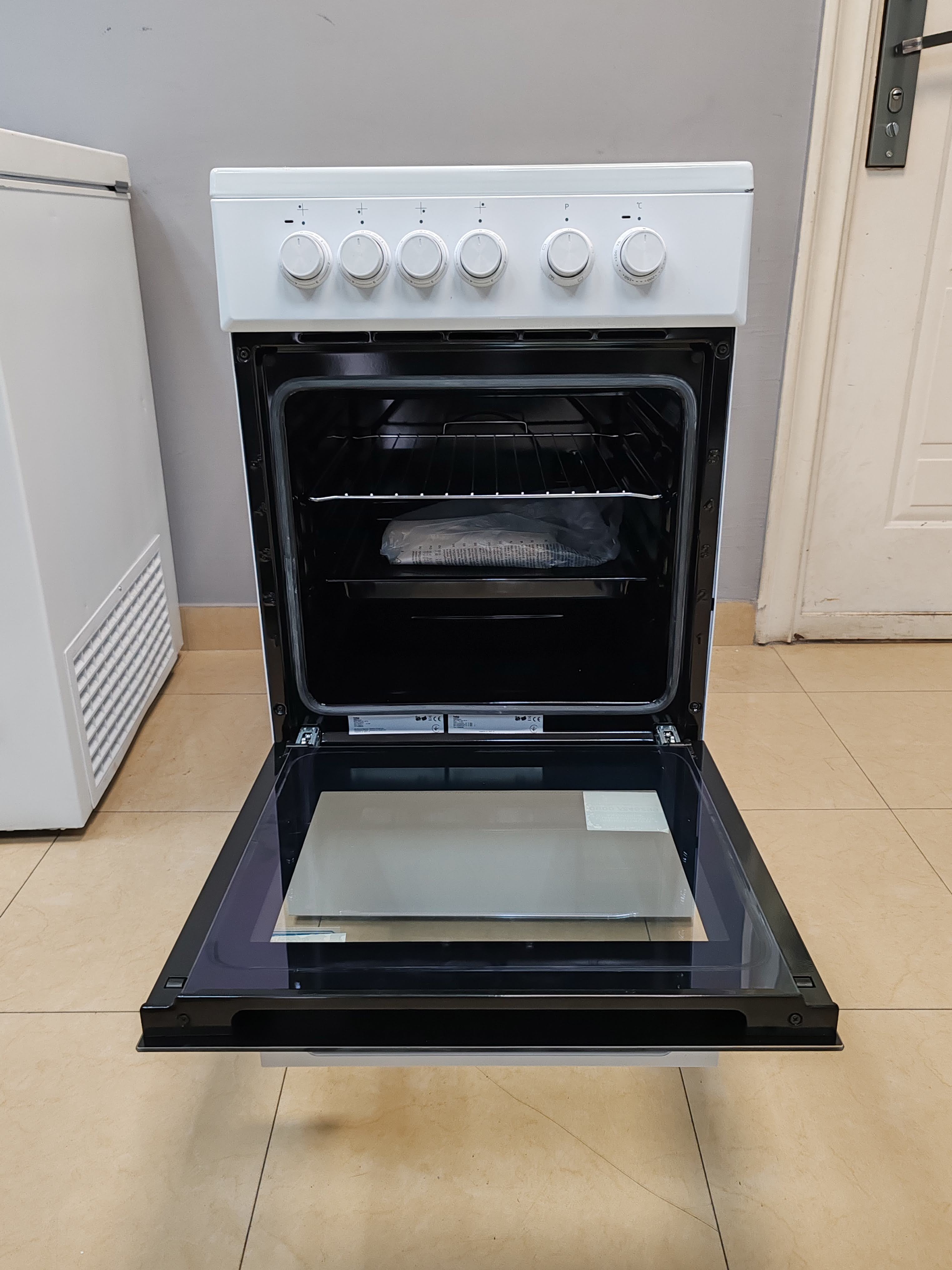 Šporet Beko FSS57000GW , 50cm