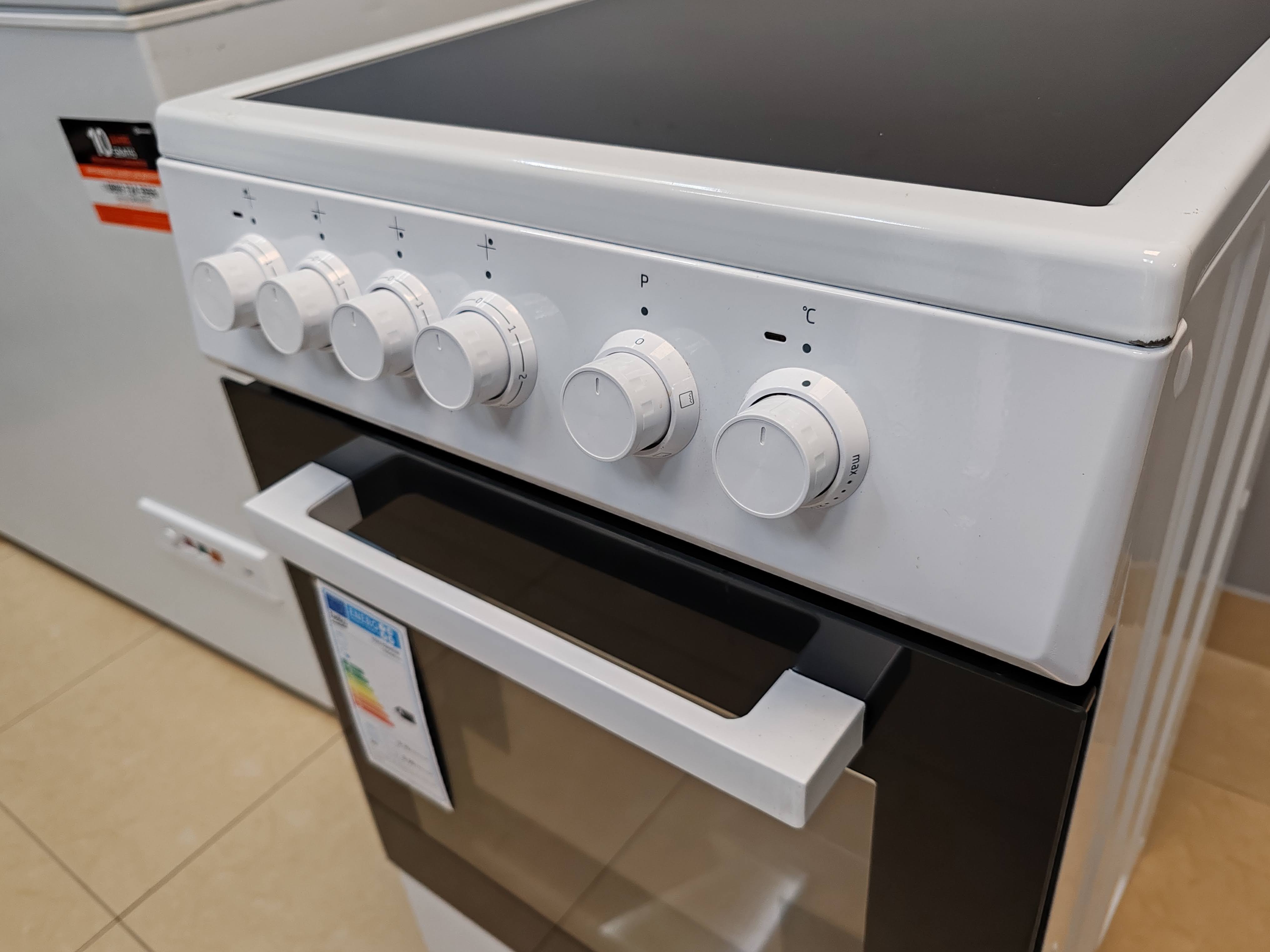 Šporet Beko FSS57000GW , 50cm