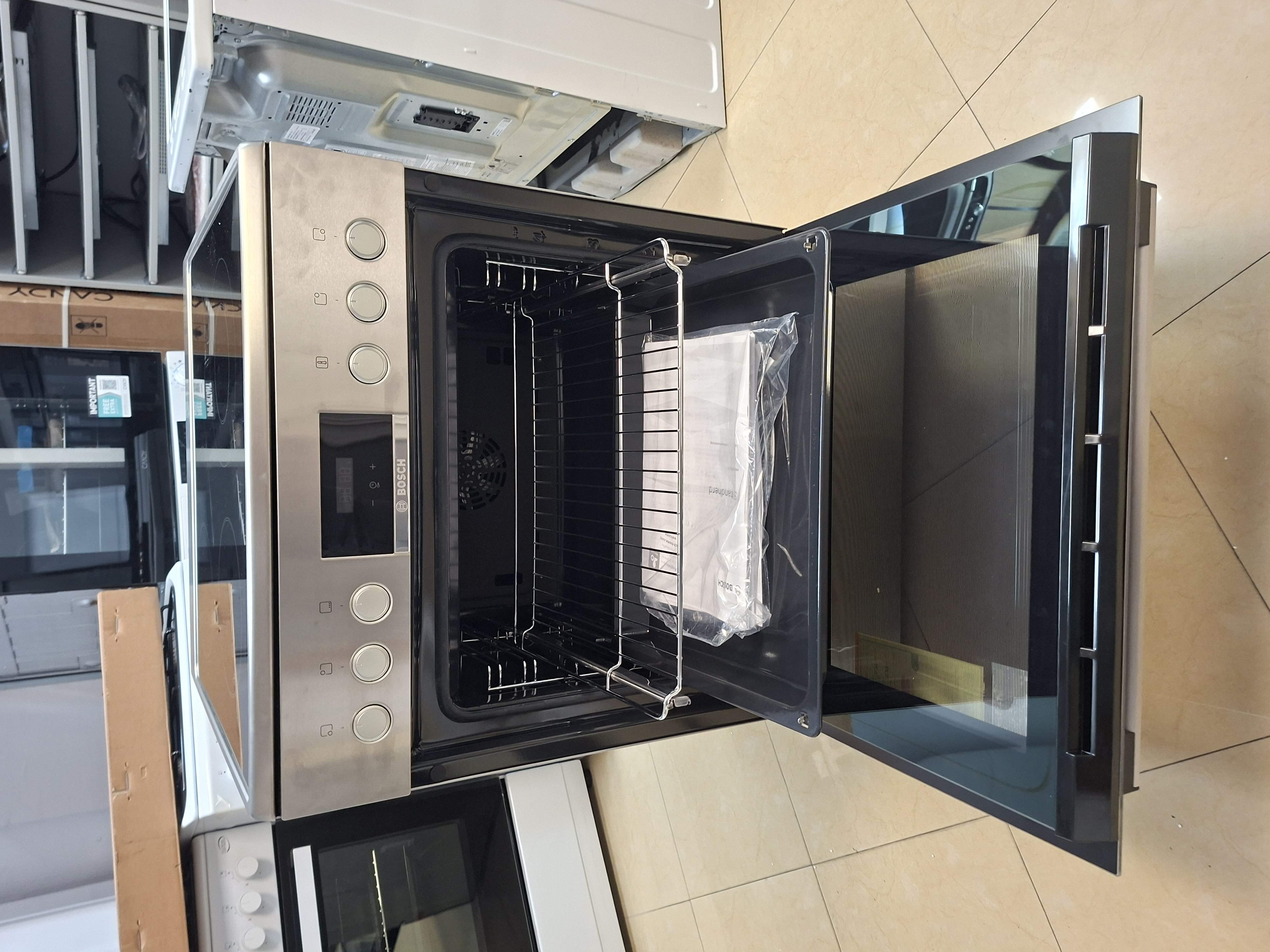 Šporet Bosch HKR39C250, 60 cm