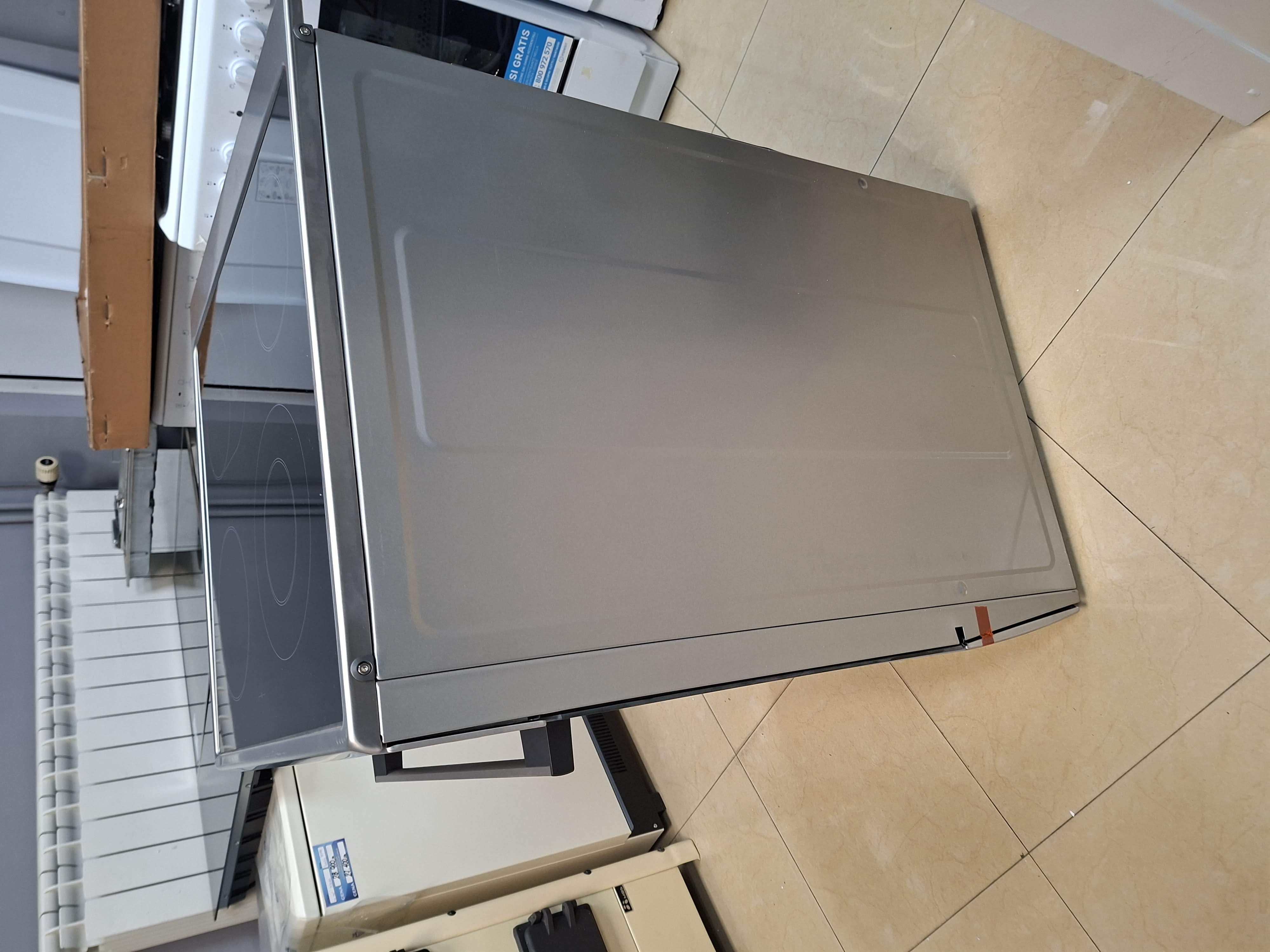 Šporet Bosch HKR39C250, 60 cm