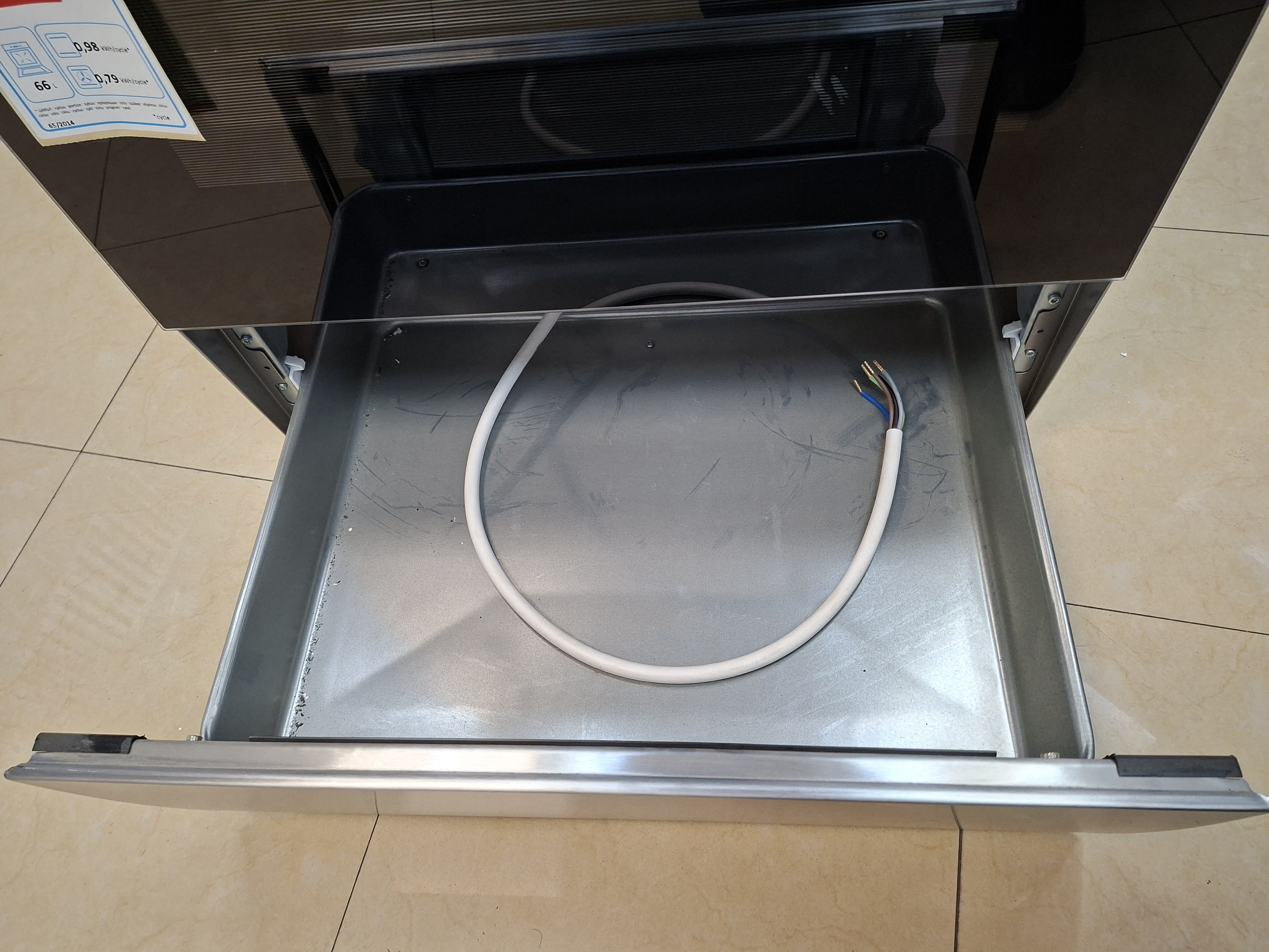 Šporet Bosch HKR39C250, 60 cm