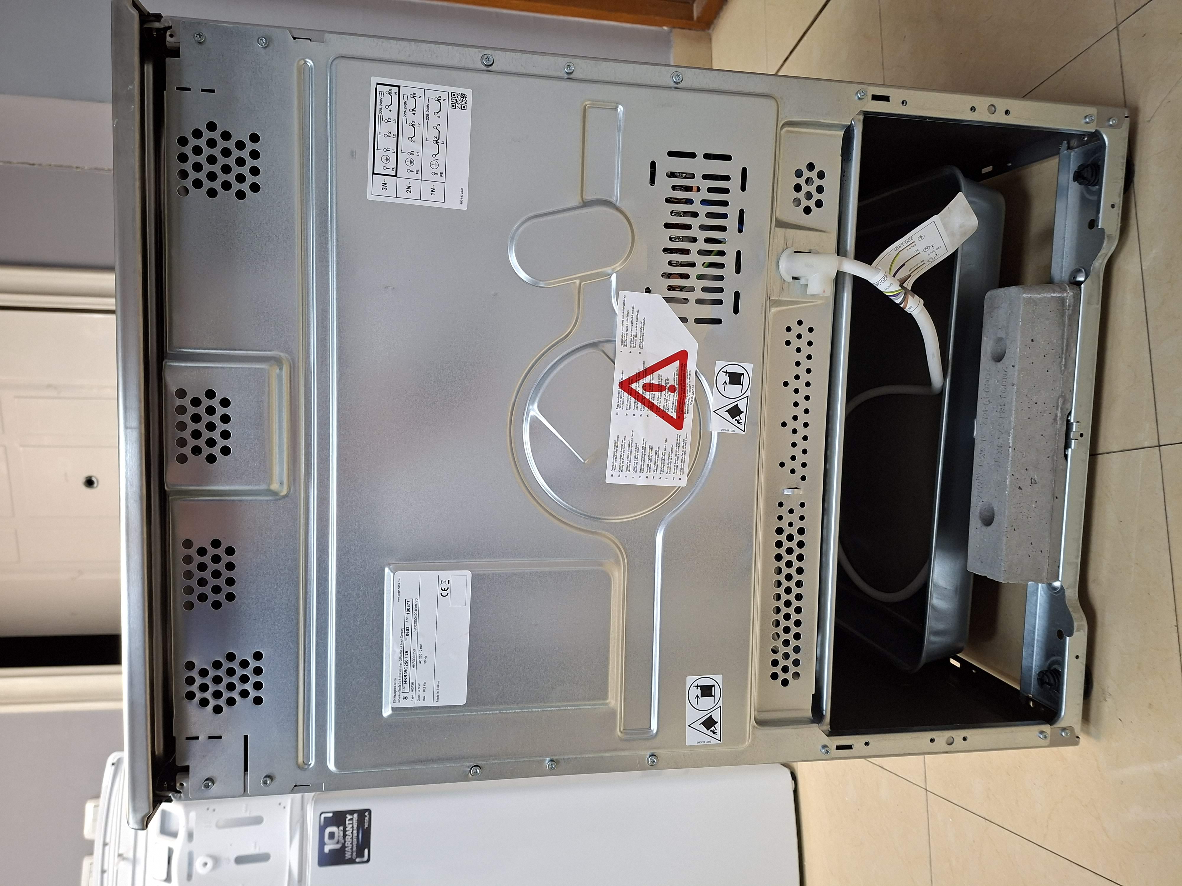 Šporet Bosch HKR39C250, 60 cm