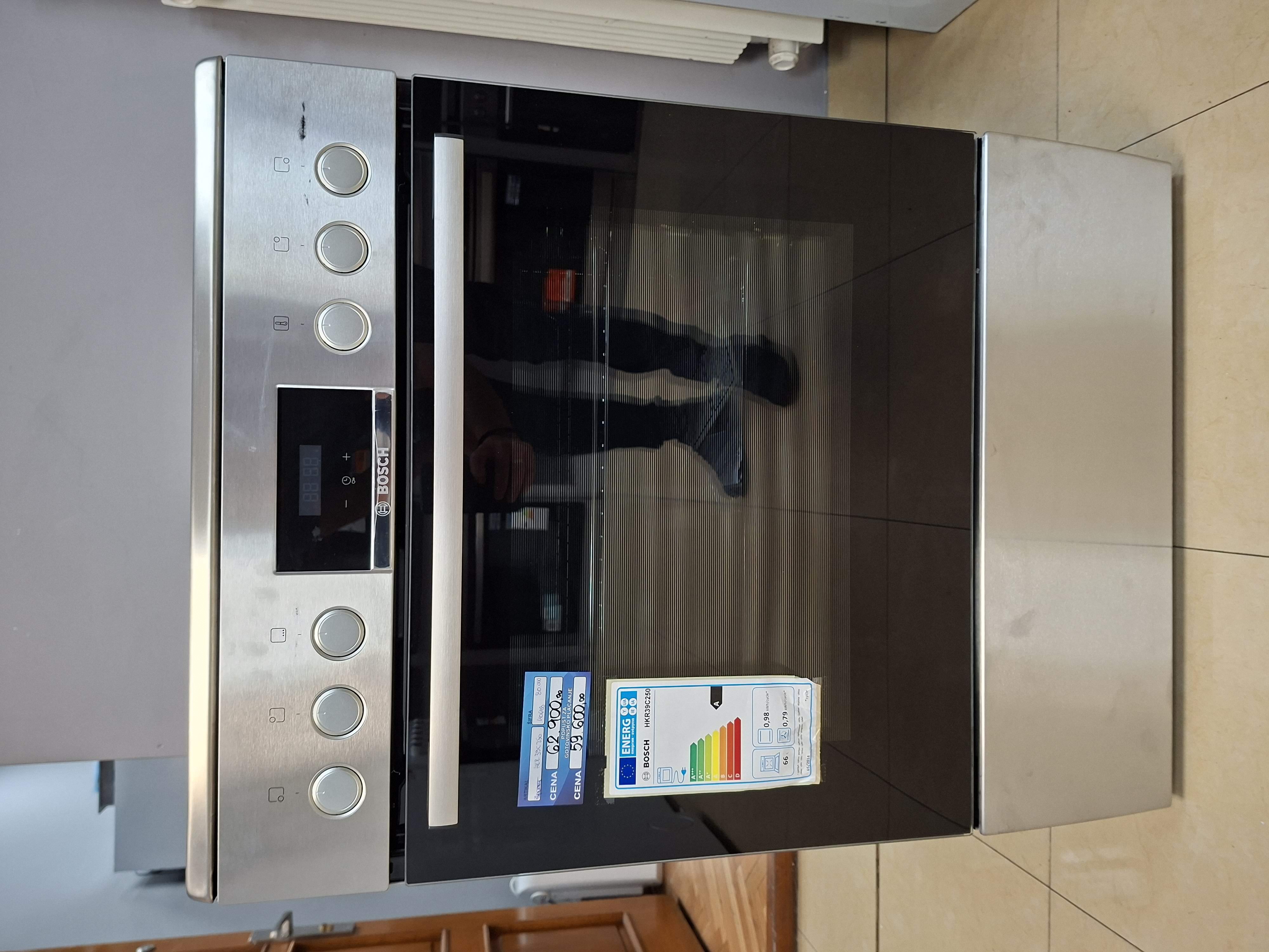 Šporet Bosch HKR39C250, 60 cm
