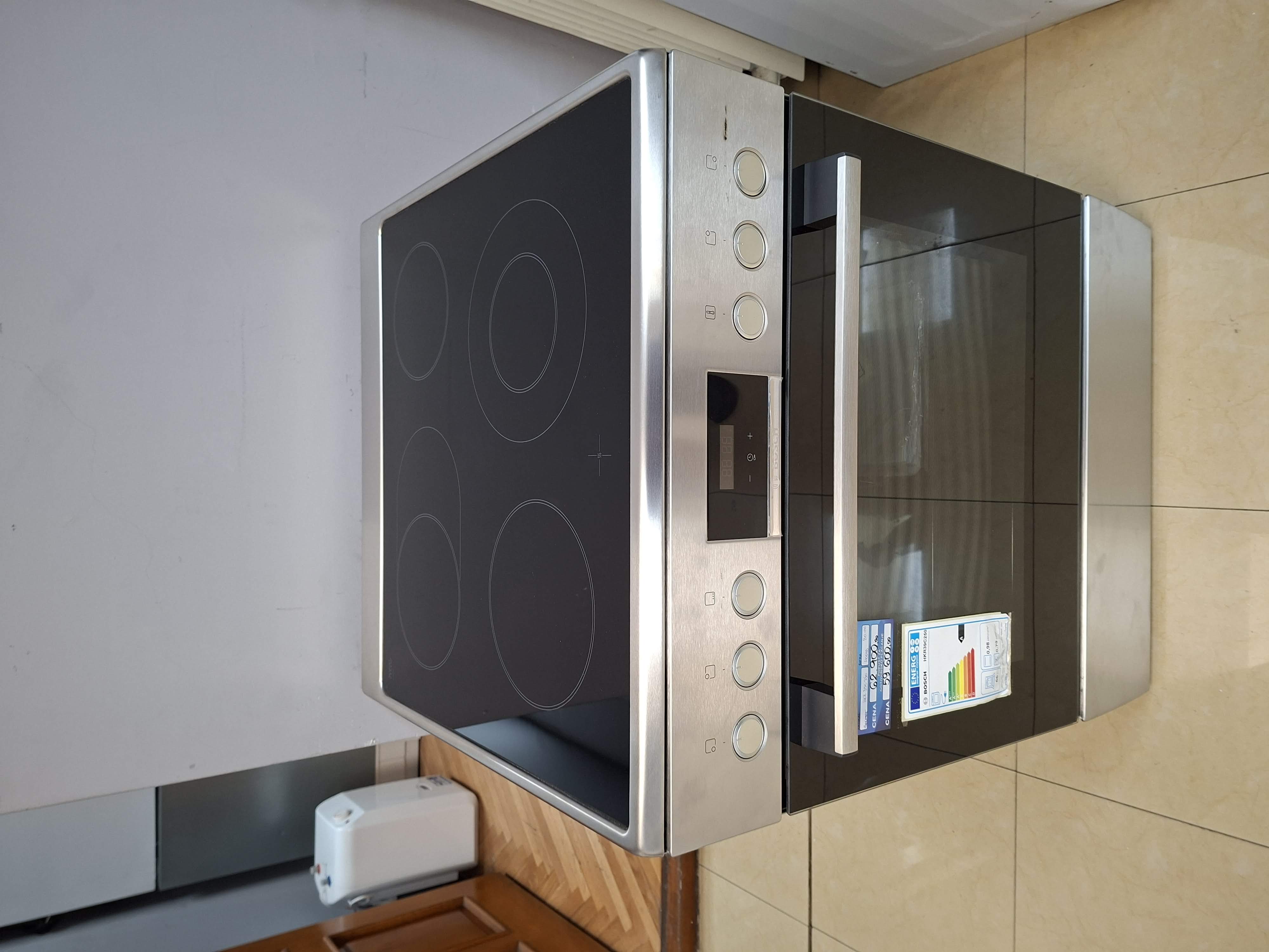 Šporet Bosch HKR39C250, 60 cm