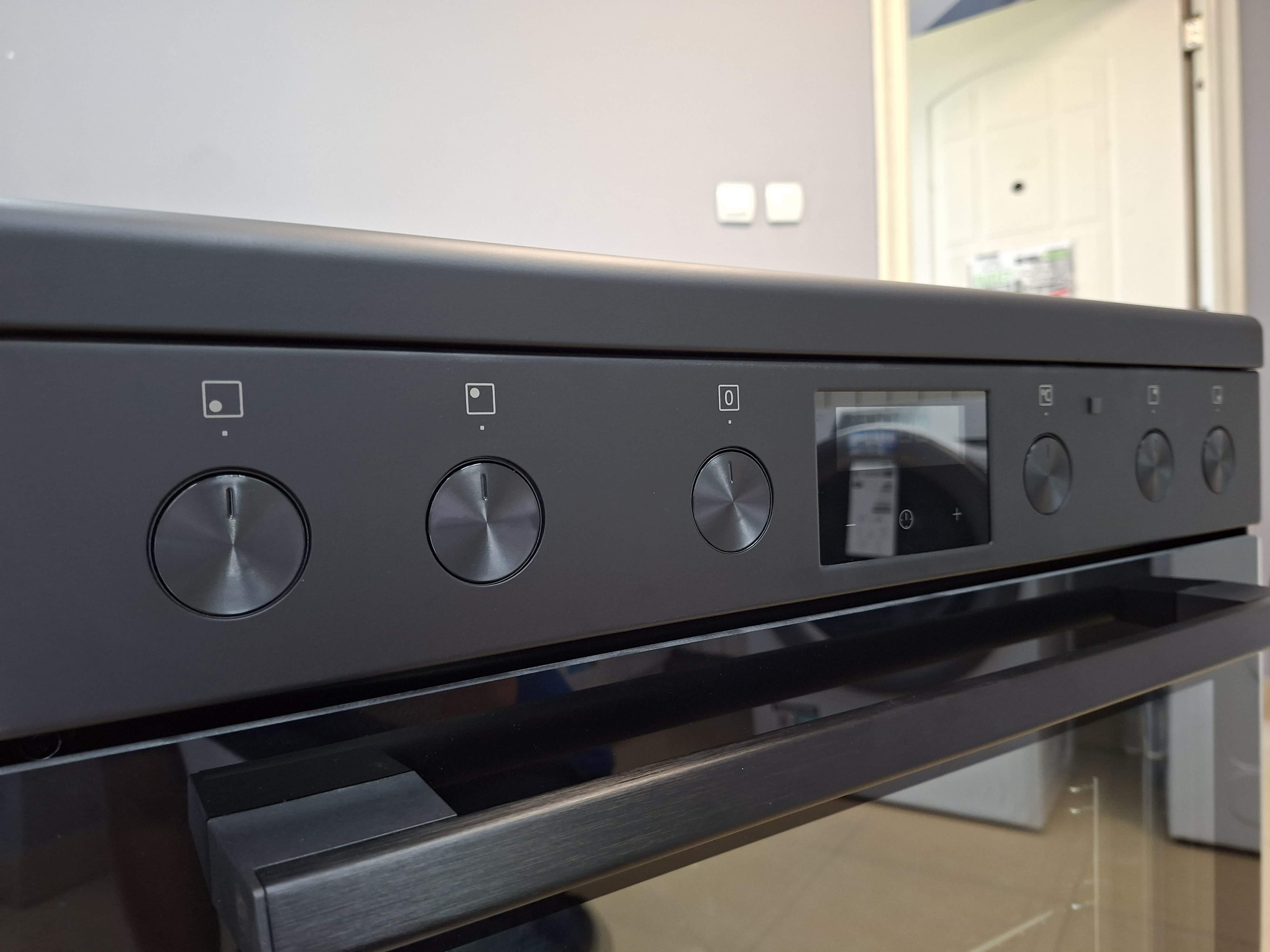 Šporet Electrolux  LKR64022MK , 60 cm
